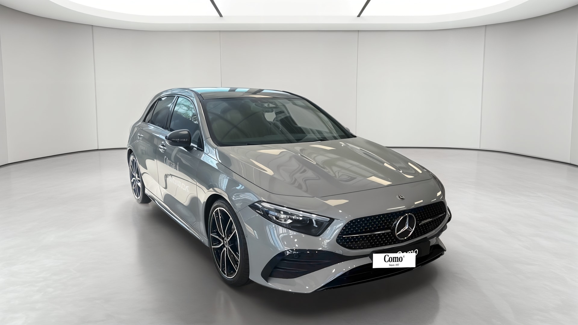 Mercedes-Benz Classe A 180 d AMG Exclusive Design — 3/4 avant droit