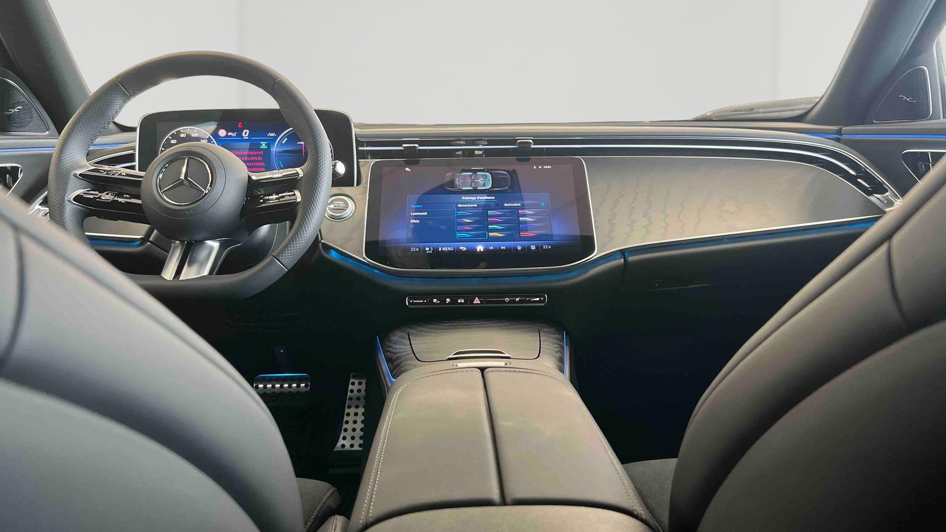 Mercedes-Benz Classe E 300 de Hybrid EQ 9G-Tronic AMG Line + — photo 23