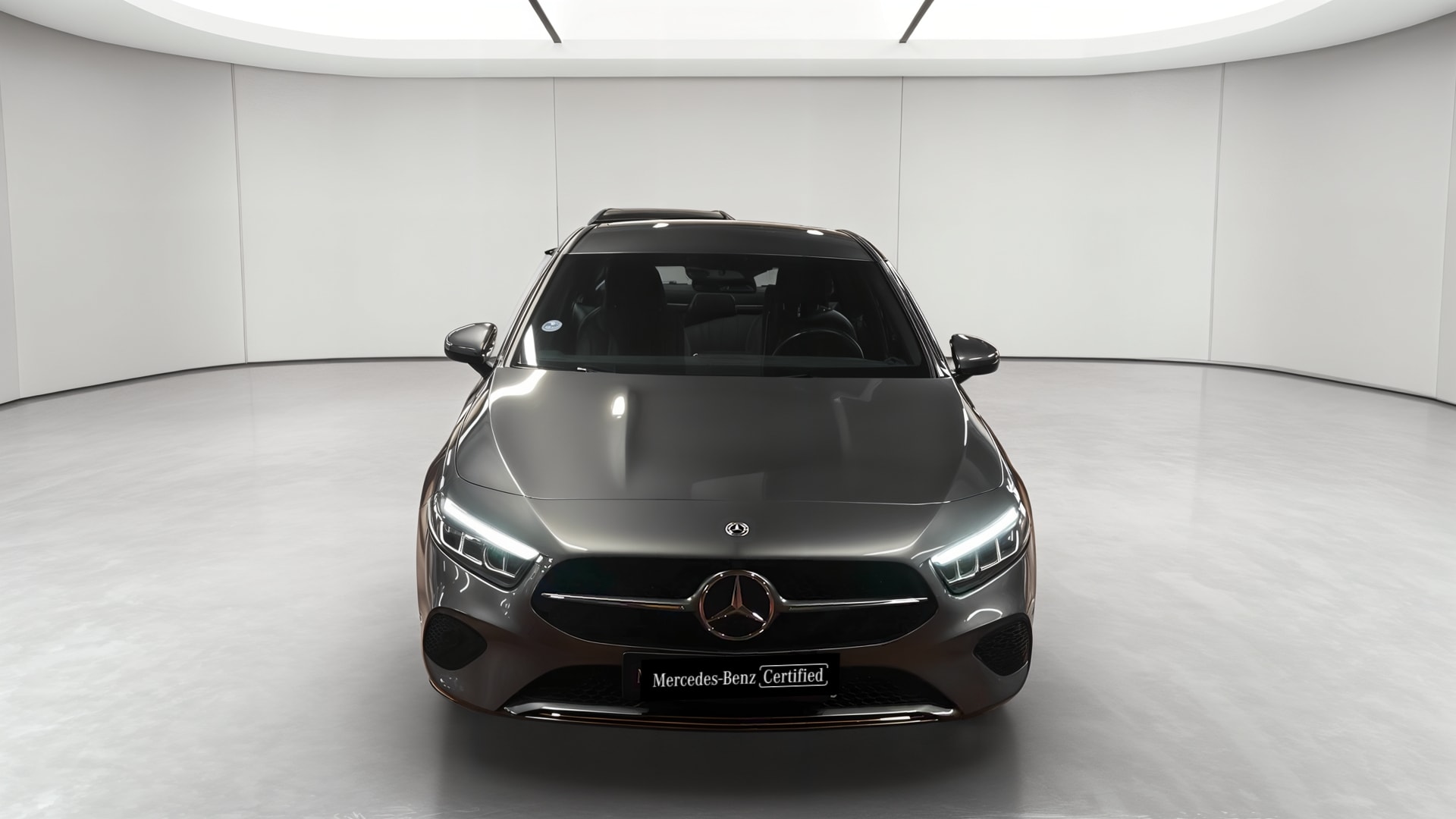 Mercedes-Benz Classe A 180 7G-DCT Progressive Line — Face avant