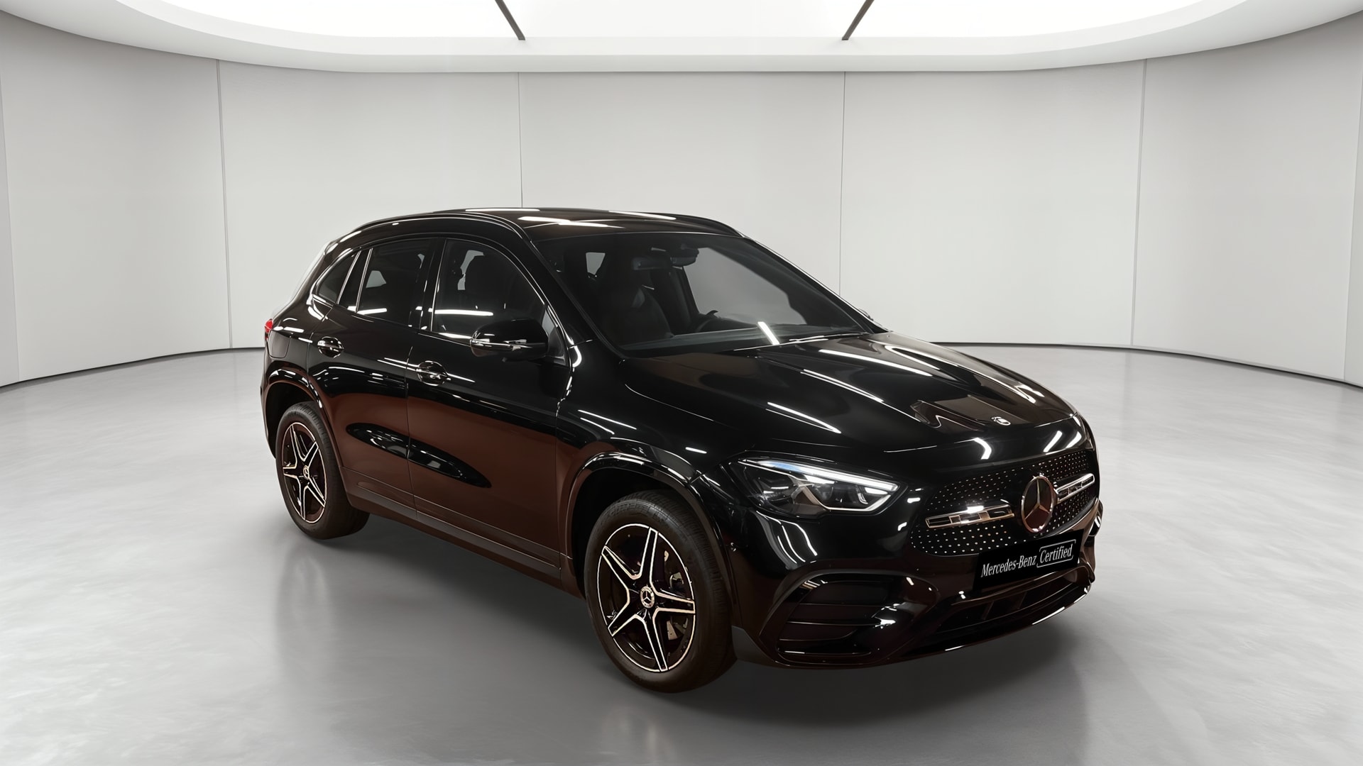 Mercedes-Benz GLA 250 e 8G-DCT AMG Line — 3/4 avant droit