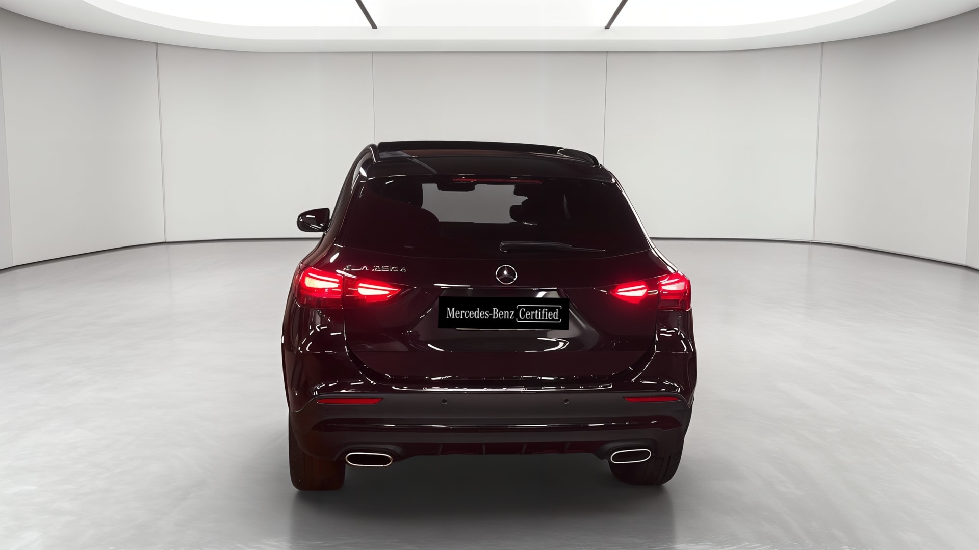 Mercedes-Benz GLA 250 e 8G-DCT AMG Line — Face arrière