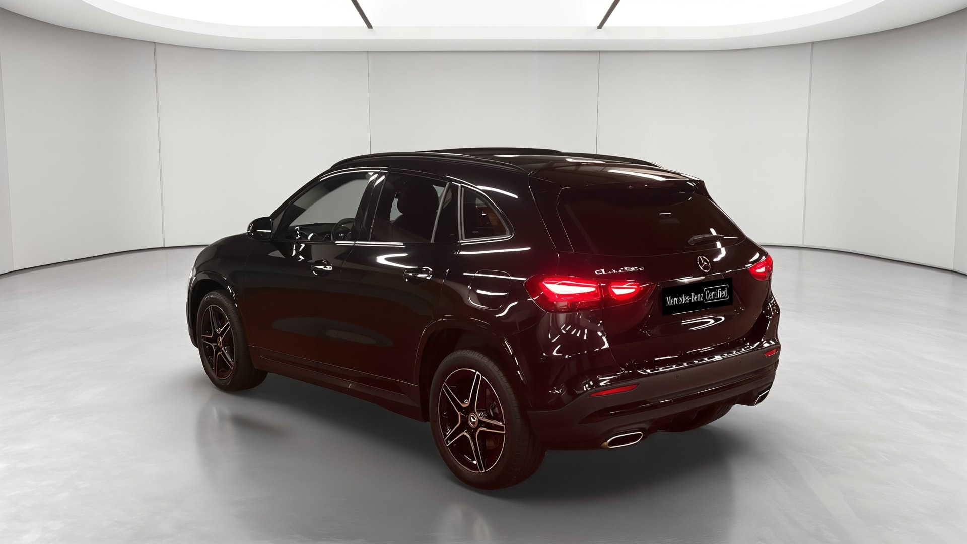 Mercedes-Benz GLA 250 e 8G-DCT AMG Line — 3/4 arrière gauche