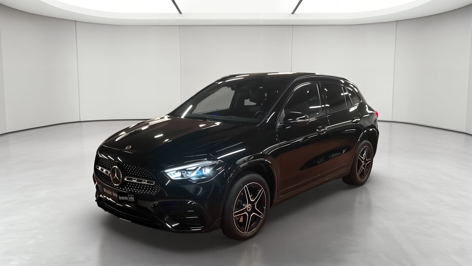 Mercedes-Benz GLA 250 e 8G-DCT AMG Line — 3/4 avant gauche