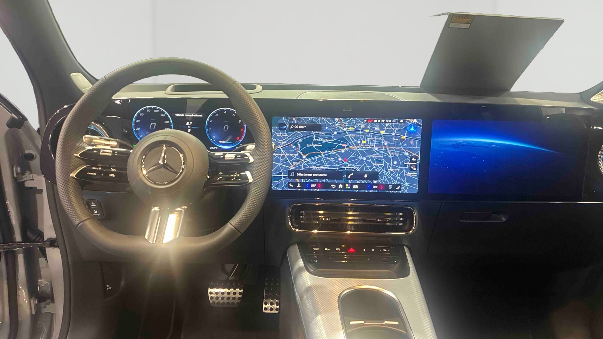 Mercedes-Benz GLB 220 4MATIC Business Line Executive — Planche de bord