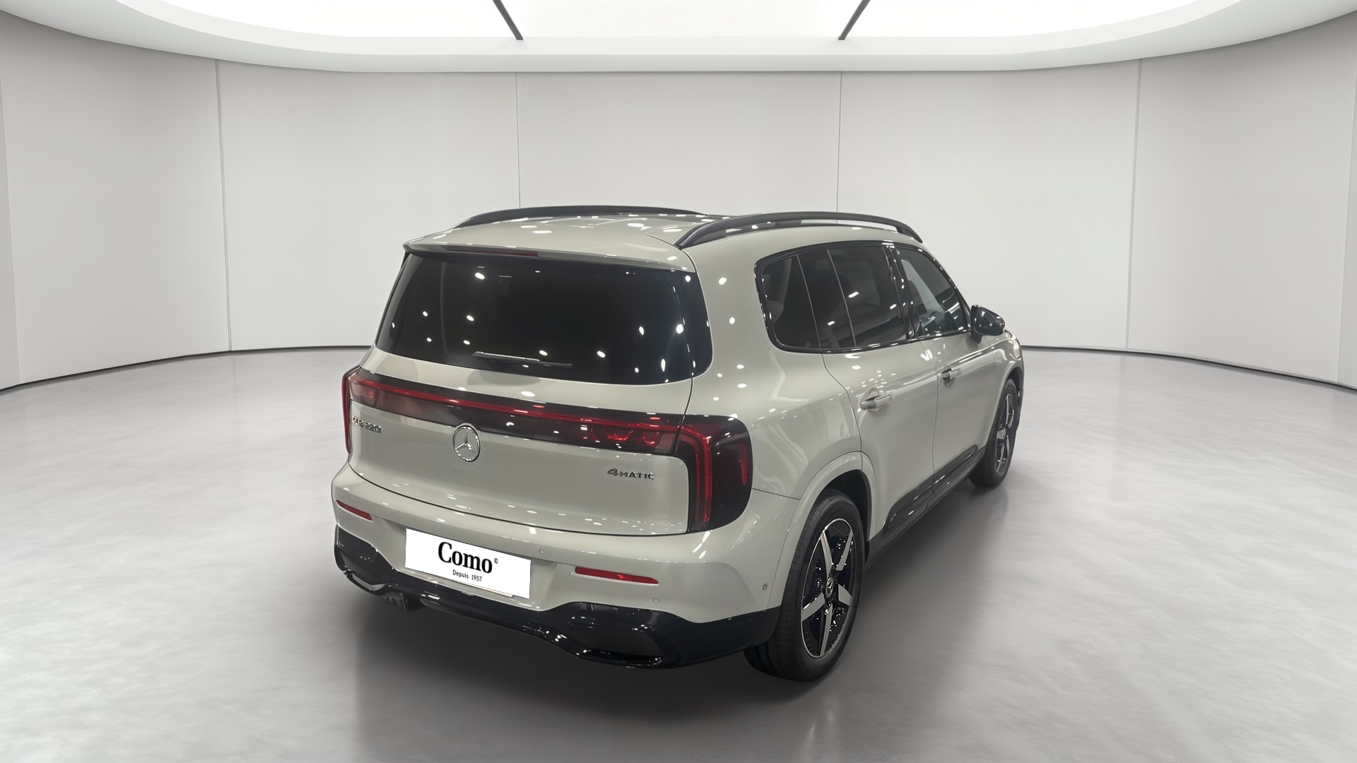 Mercedes-Benz GLB 220 4MATIC Business Line Executive — 3/4 arrière droit