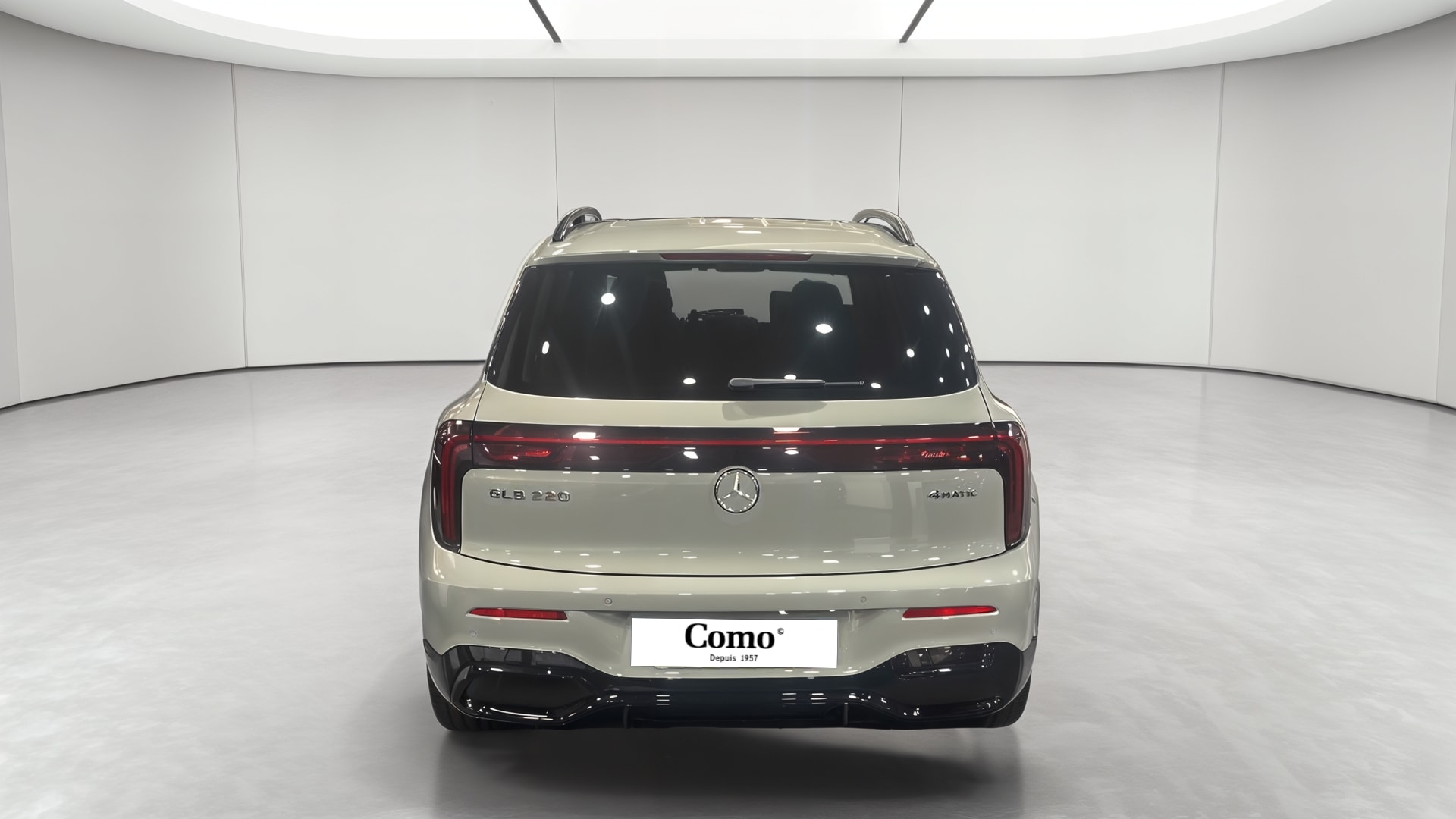 Mercedes-Benz GLB 220 4MATIC Business Line Executive — Face arrière