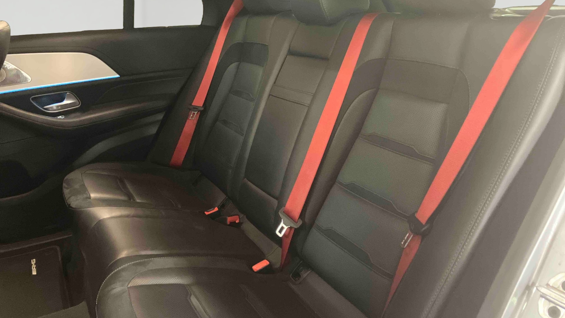 Mercedes-Benz GLE 53 Hybride AMG 9G-SPEEDSHIFT AMG 4Matic+ — Siège arrière gauche