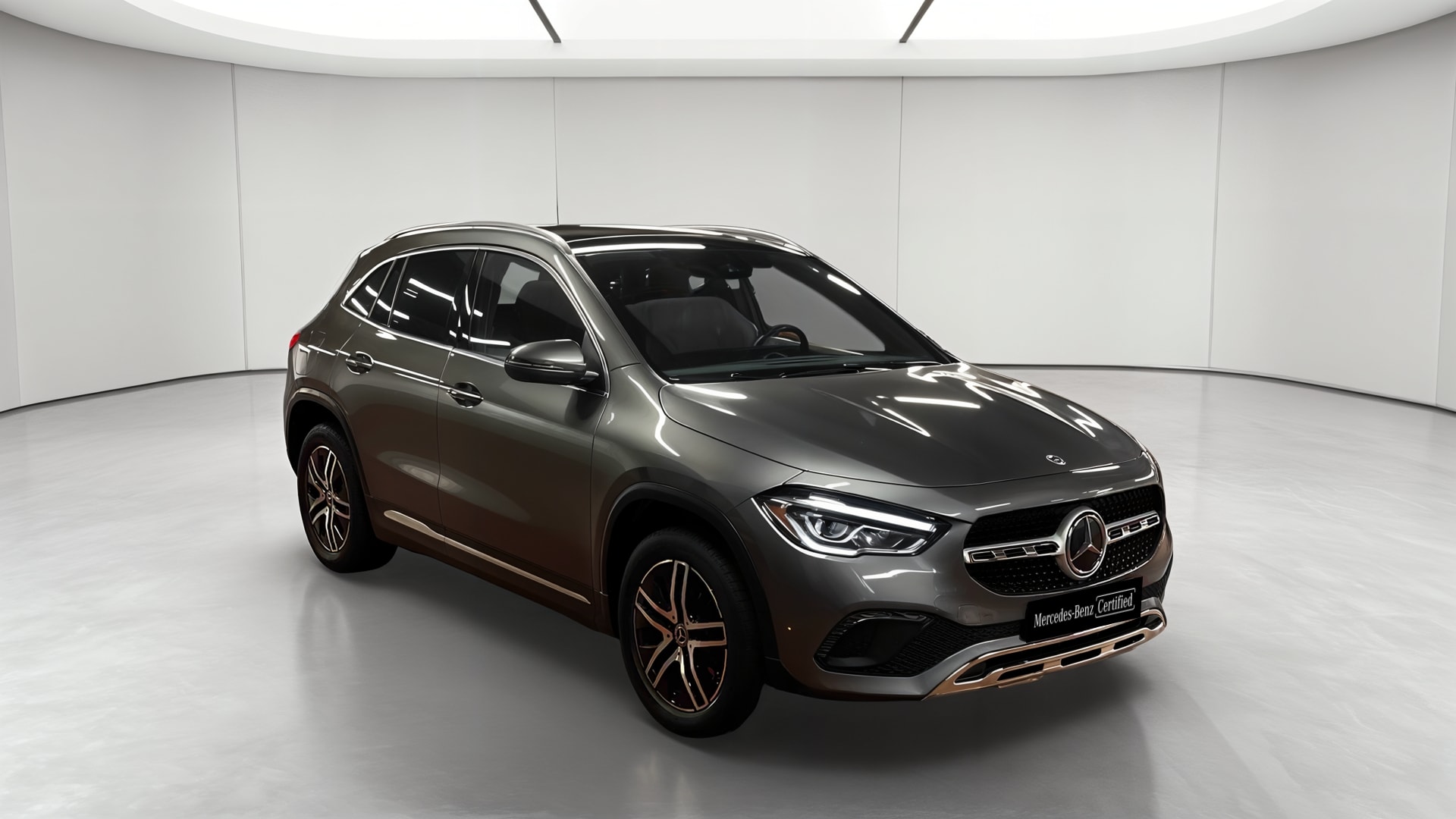 Mercedes-Benz GLA 250 e 8G-DCT Progressive Line — 3/4 avant droit