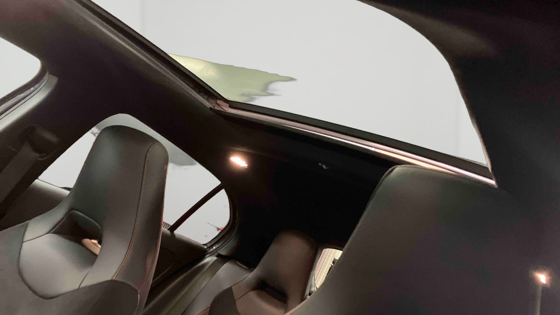 Mercedes-Benz Classe A 200 AMG Line — photo 20