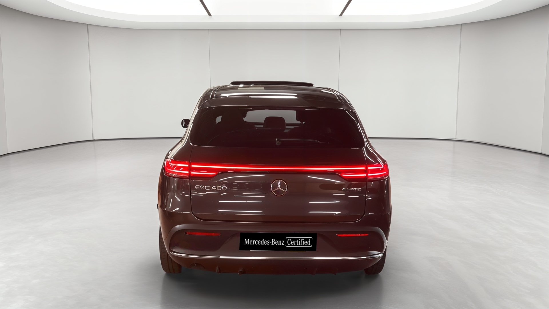 Mercedes-Benz EQC 400 4Matic AMG Line — Face arrière