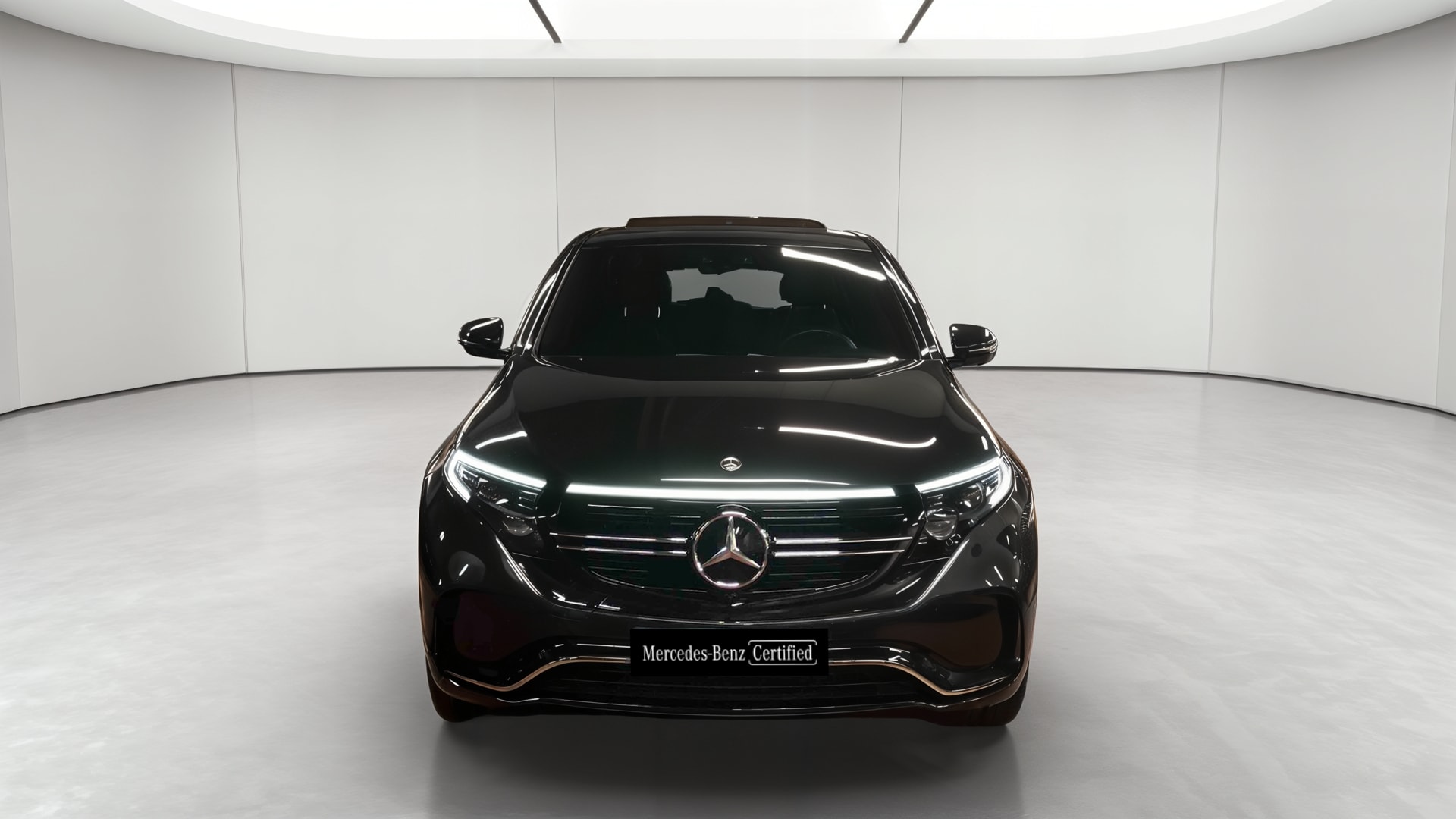 Mercedes-Benz EQC 400 4Matic AMG Line — Face avant