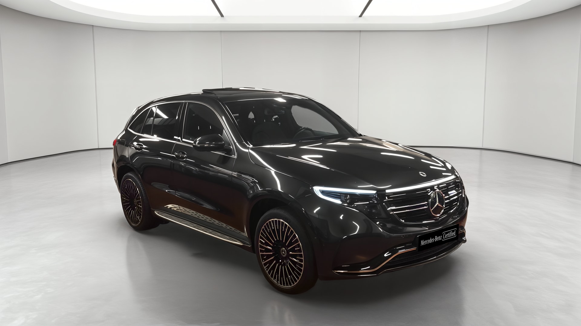 Mercedes-Benz EQC 400 4Matic AMG Line — 3/4 avant droit
