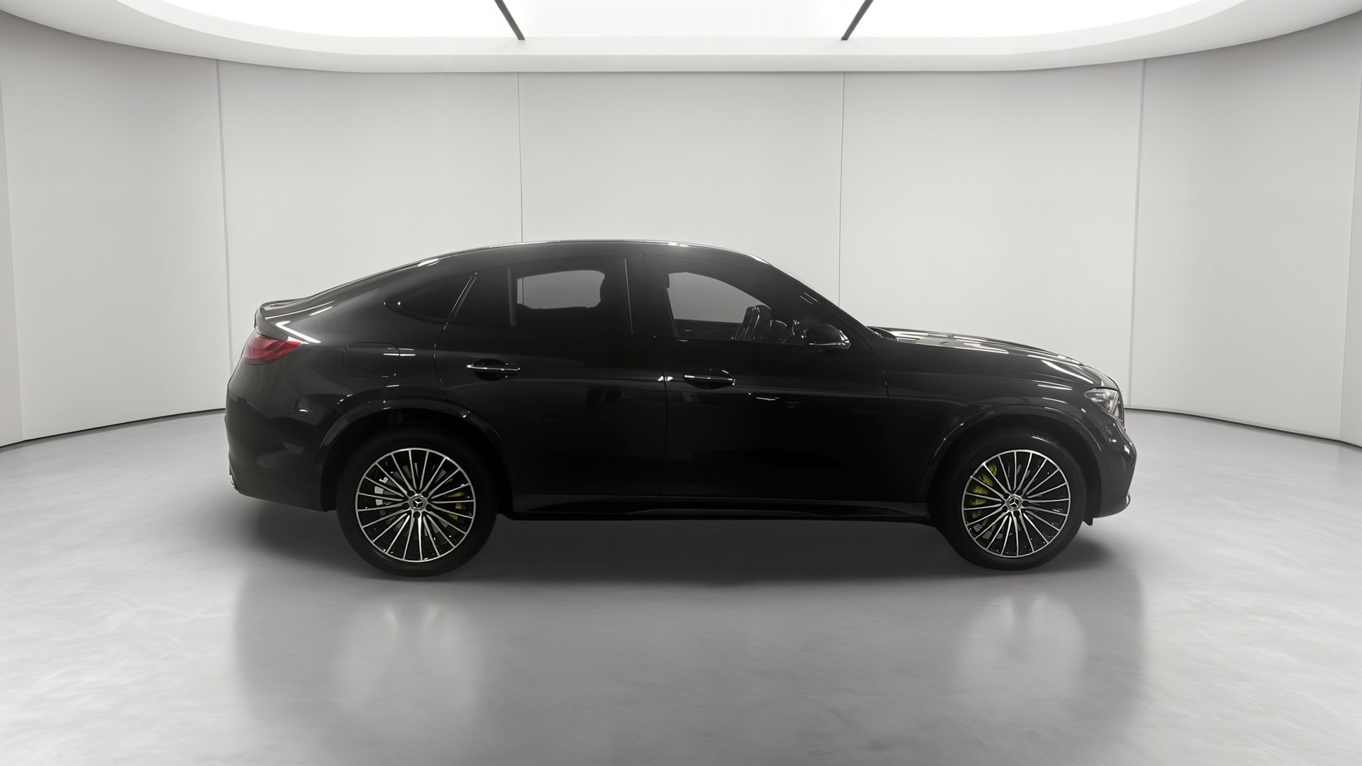 Mercedes-Benz GLC Coupe 400 e 9G-Tronic 4Matic AMG Line — Profil droit