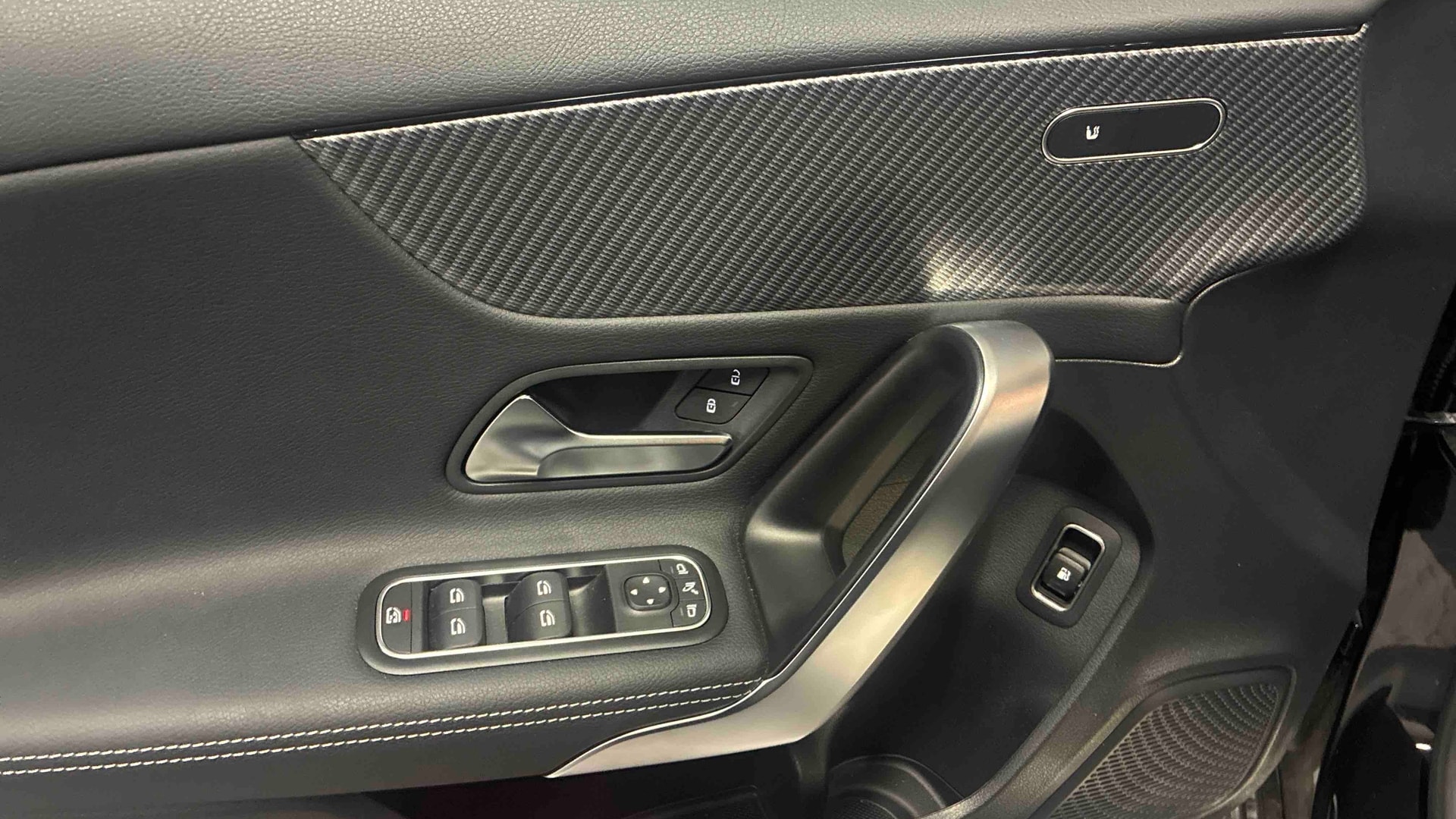 Mercedes-Benz Classe A 250 e Hybrid EQ Progressive Line — photo 22