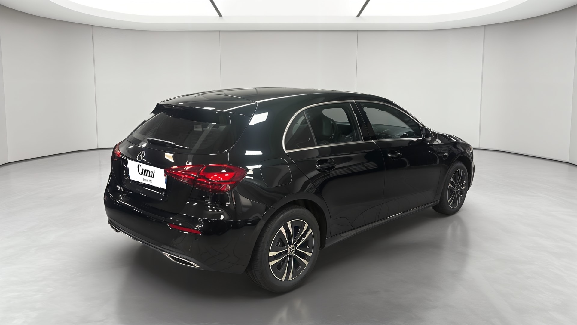 Mercedes-Benz Classe A 250 e Hybrid EQ Progressive Line — 3/4 arrière droit