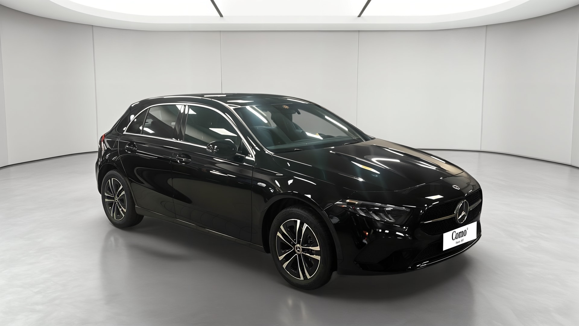 Mercedes-Benz Classe A 250 e Hybrid EQ Progressive Line — 3/4 avant droit