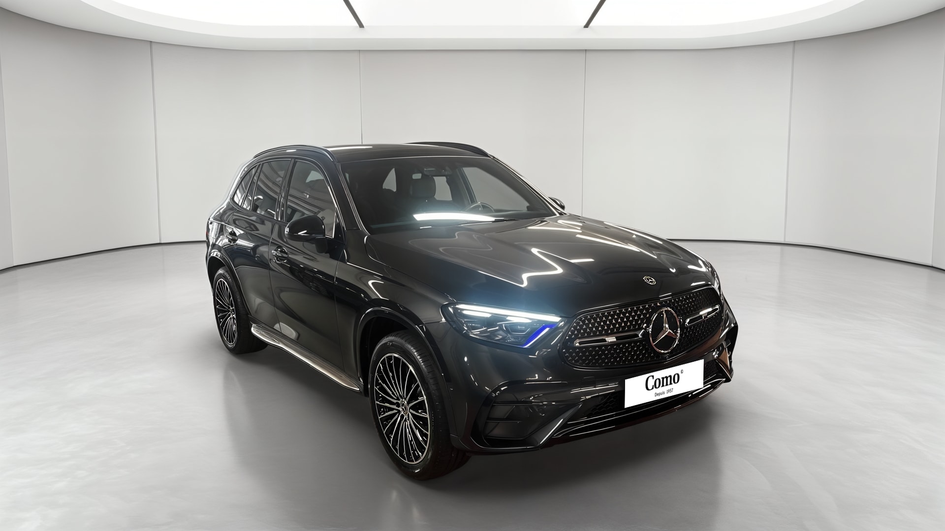 Mercedes-Benz GLC 300 de Hybrid EQ 4Matic AMG Line + — 3/4 avant droit