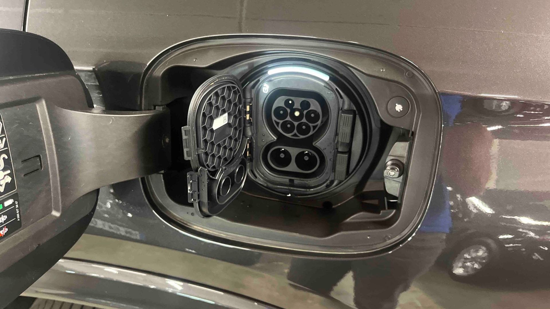 Mercedes-Benz GLC 300 de Hybrid EQ 4Matic AMG Line + — photo 16