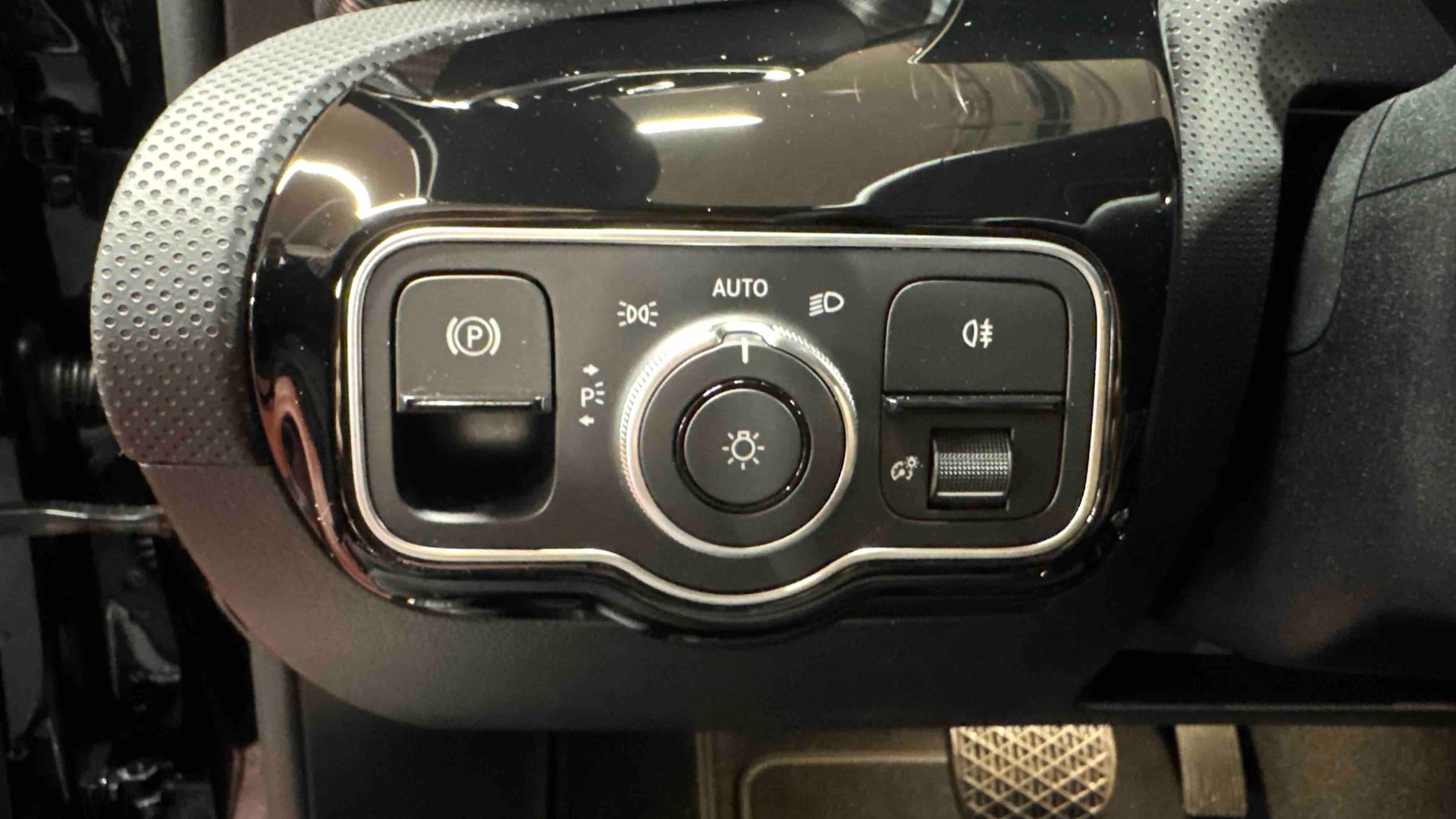 Mercedes-Benz Classe A 250 e Hybrid EQ Progressive Line — photo 23
