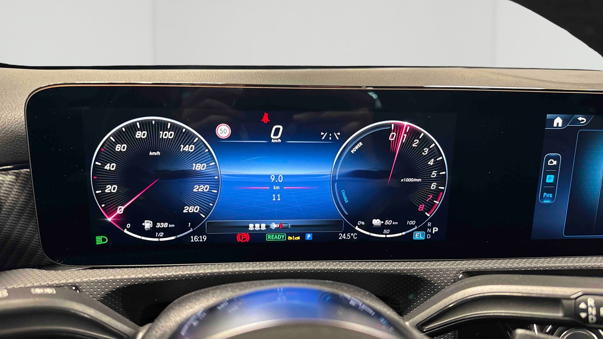 Mercedes-Benz Classe A 250 e Hybrid EQ Progressive Line — photo 19