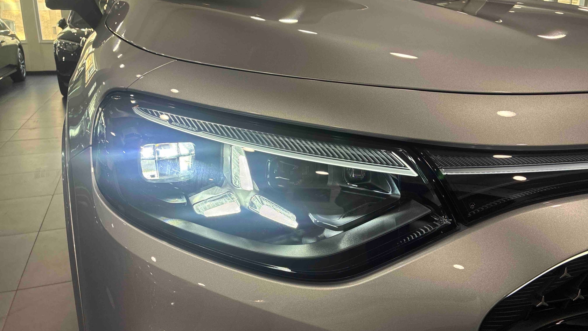 Mercedes-Benz GLB 200 Business Line Executive — photo 21