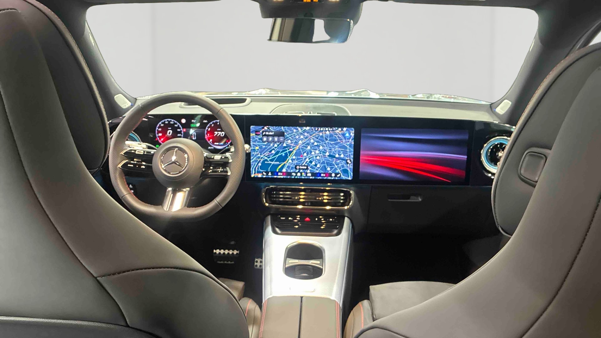 Mercedes-Benz GLB 200 Business Line Executive — Planche de bord