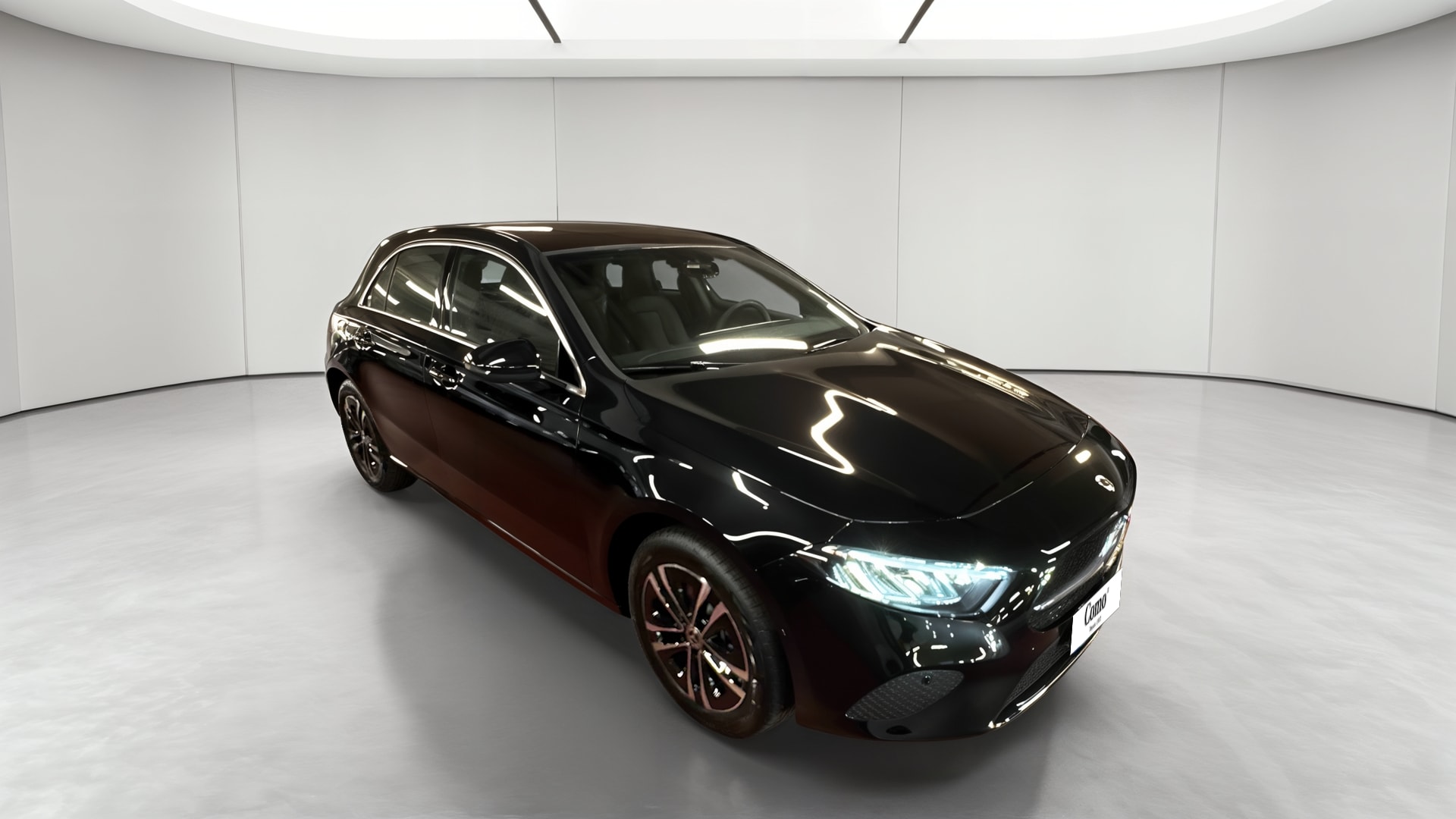 Mercedes-Benz Classe A 250 e Hybrid EQ Progressive Line — 3/4 avant droit