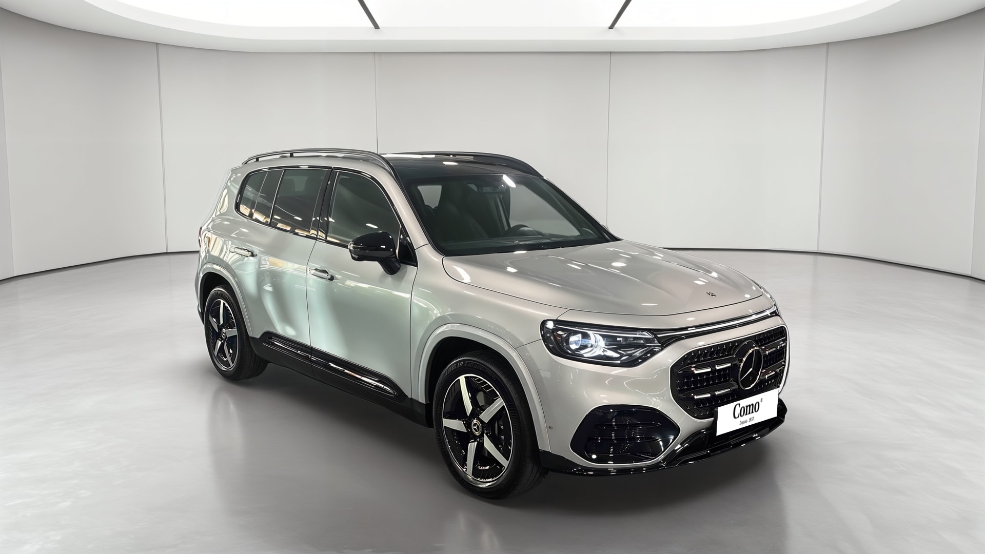 Mercedes-Benz GLB 200 Business Line Executive — 3/4 avant droit