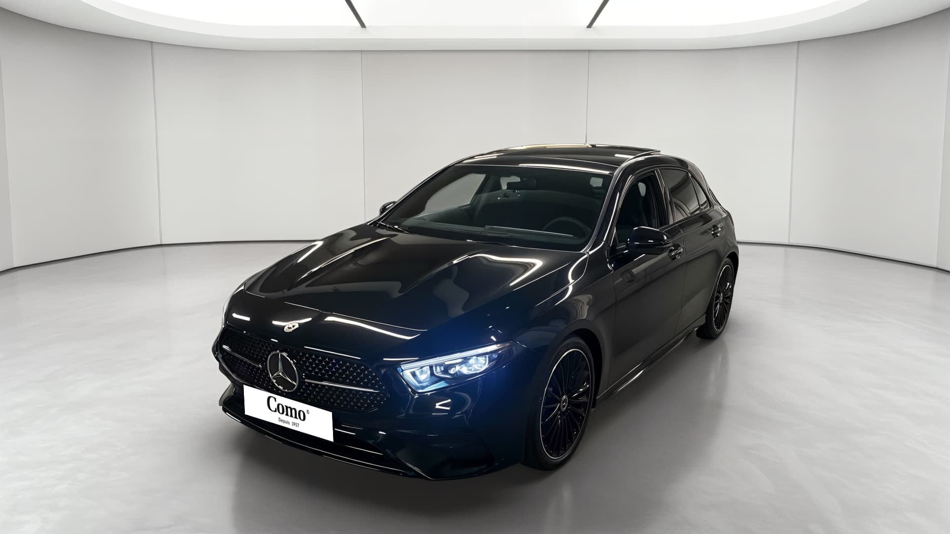 Mercedes-Benz Classe A 200 d AMG Line — 3/4 avant gauche