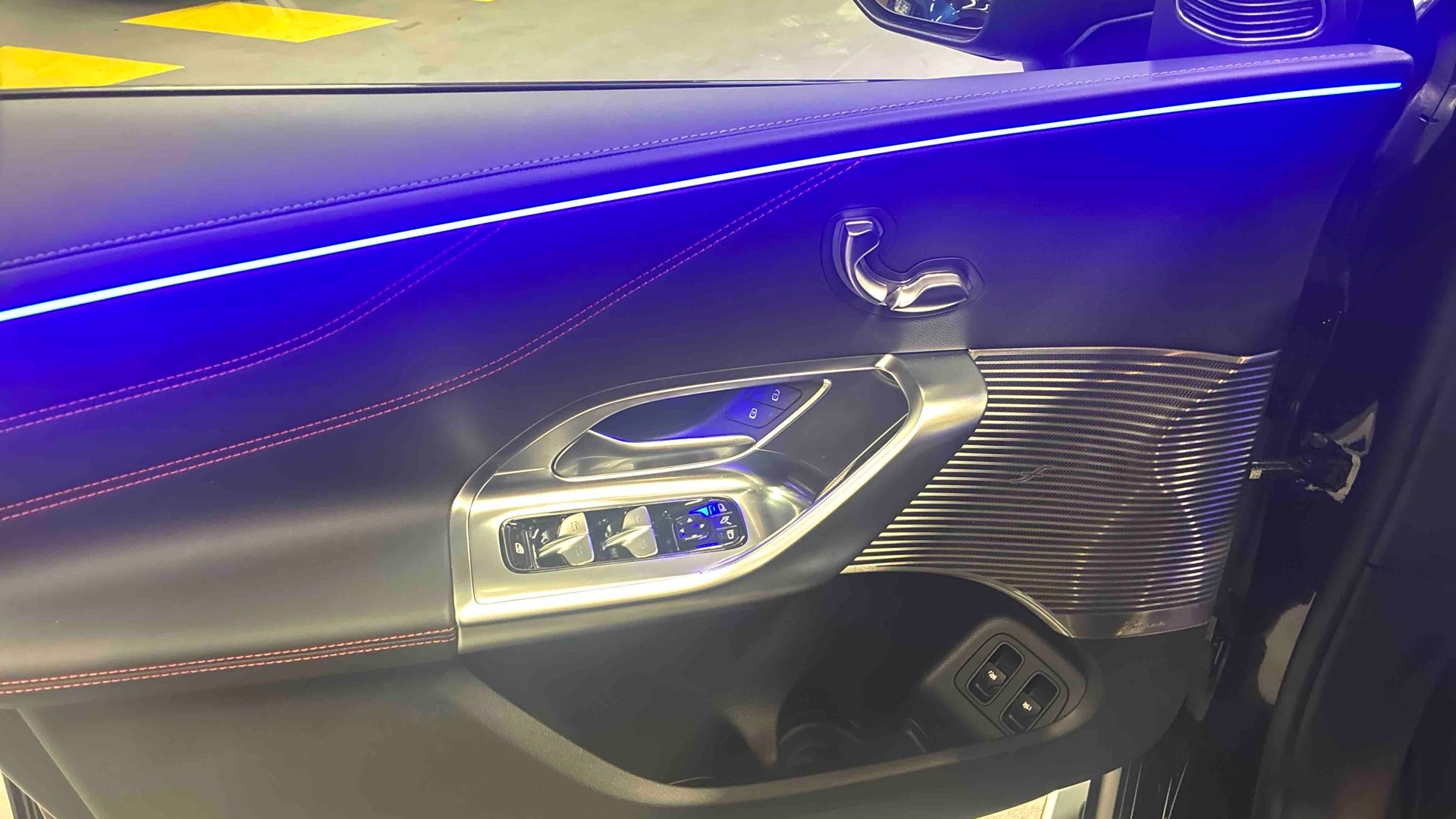 Mercedes-Benz GLC 400 EQ 4M AMG Line — photo 20