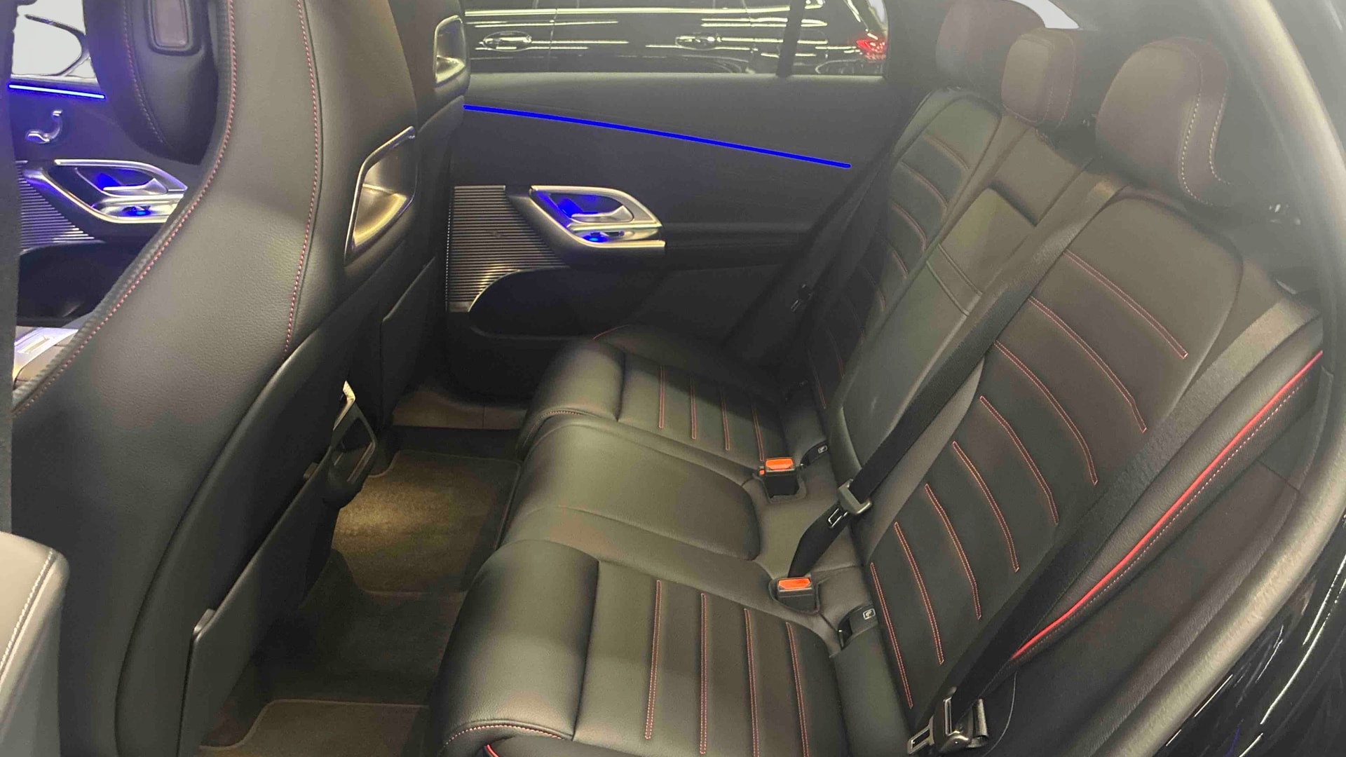 Mercedes-Benz GLC 400 EQ 4M AMG Line — Siège arrière gauche