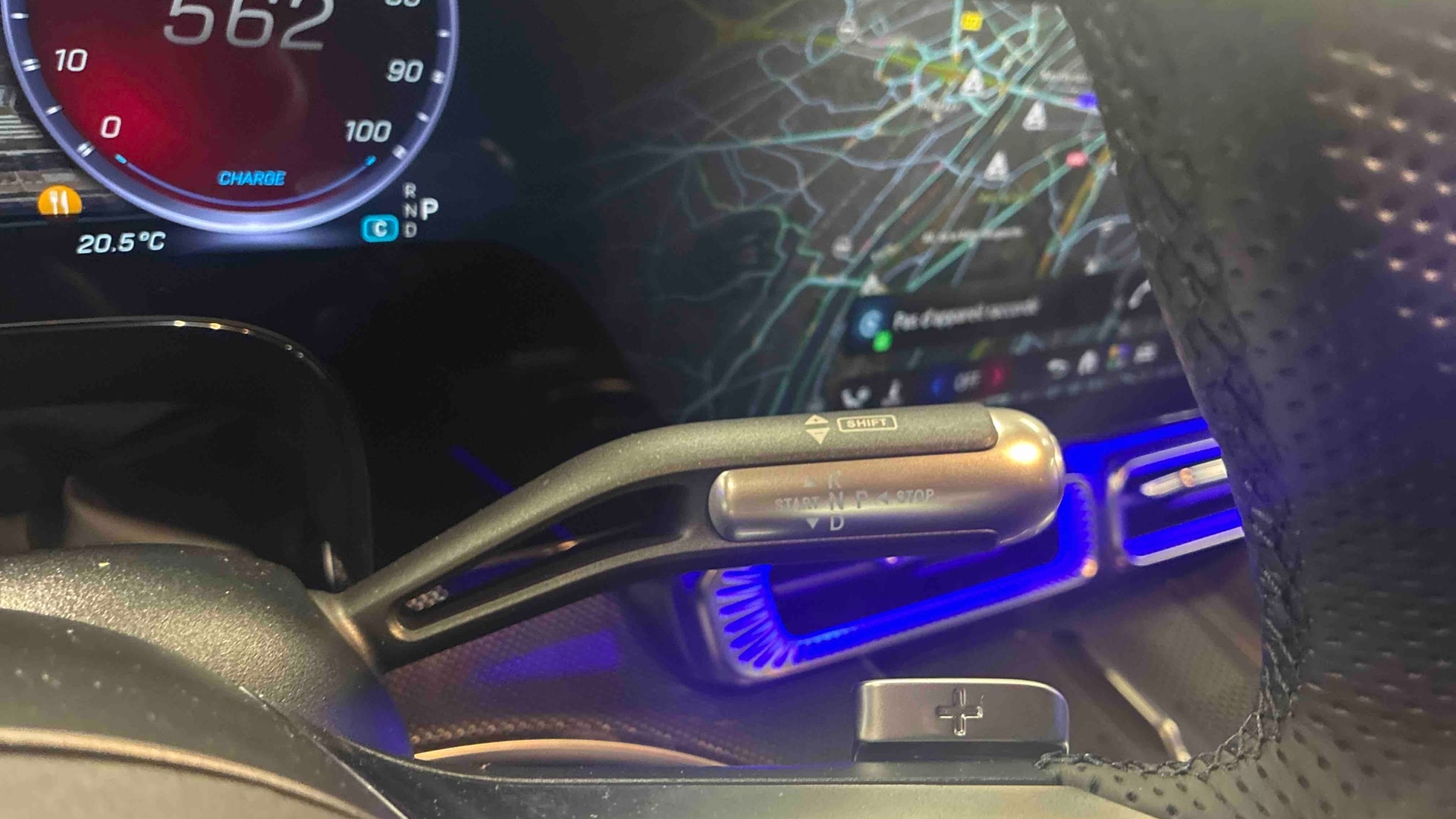 Mercedes-Benz GLC 400 EQ 4M AMG Line — photo 18