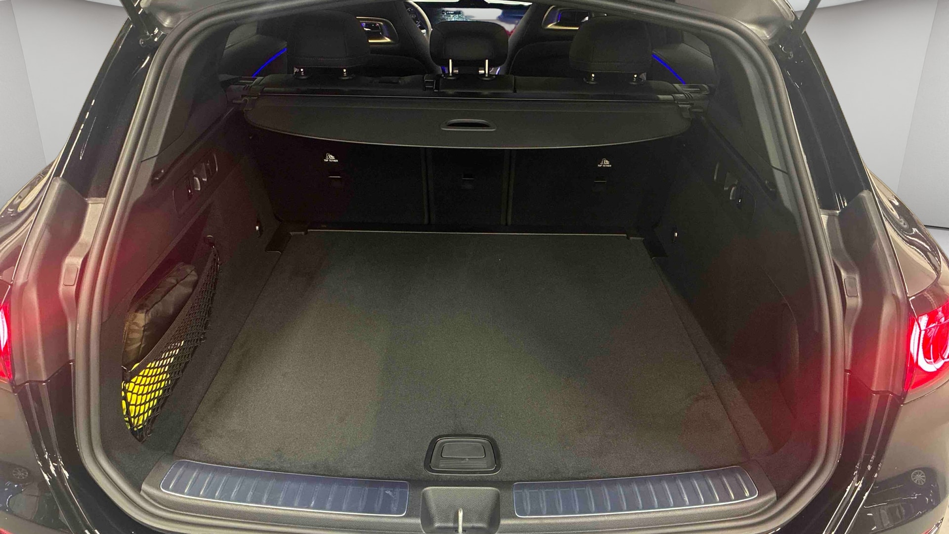 Mercedes-Benz GLC 400 EQ 4M AMG Line — Coffre