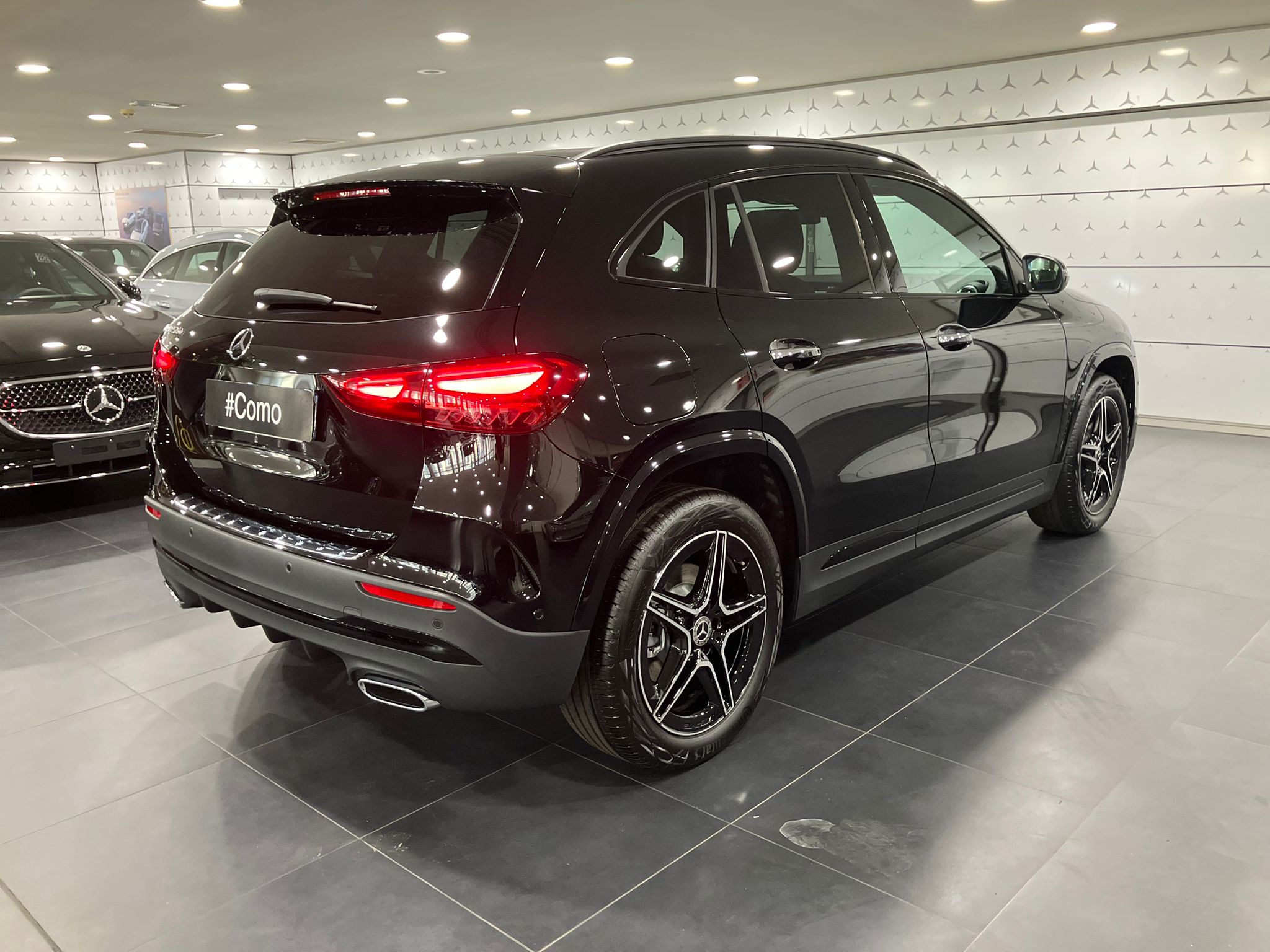 Mercedes-Benz GLA 250 e Hybrid EQ 8G-DCT Edition 140 — Jante arrière droite