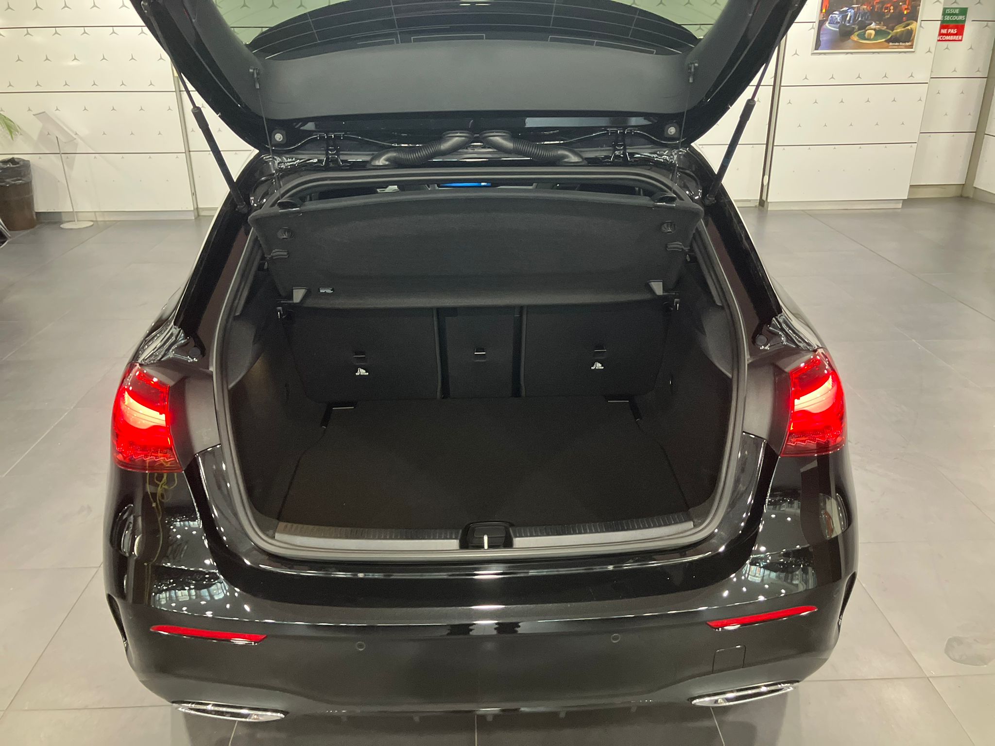 Mercedes-Benz Classe A 200 d AMG Line — Coffre