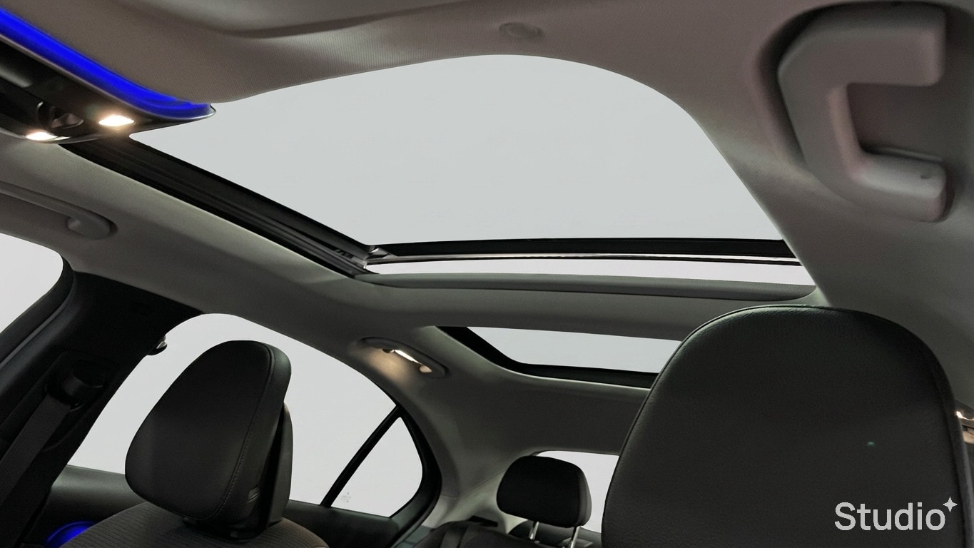 Mercedes-Benz Classe C 300 e 9G-Tronic Avantgarde Line — photo 20