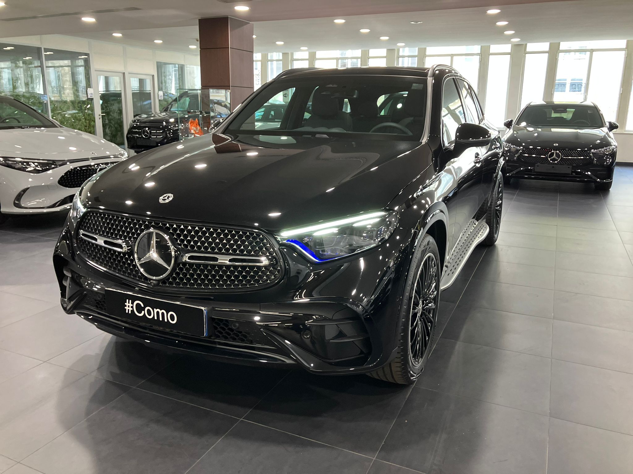 Mercedes-Benz GLC 220 d 4Matic AMG Line — 3/4 avant gauche