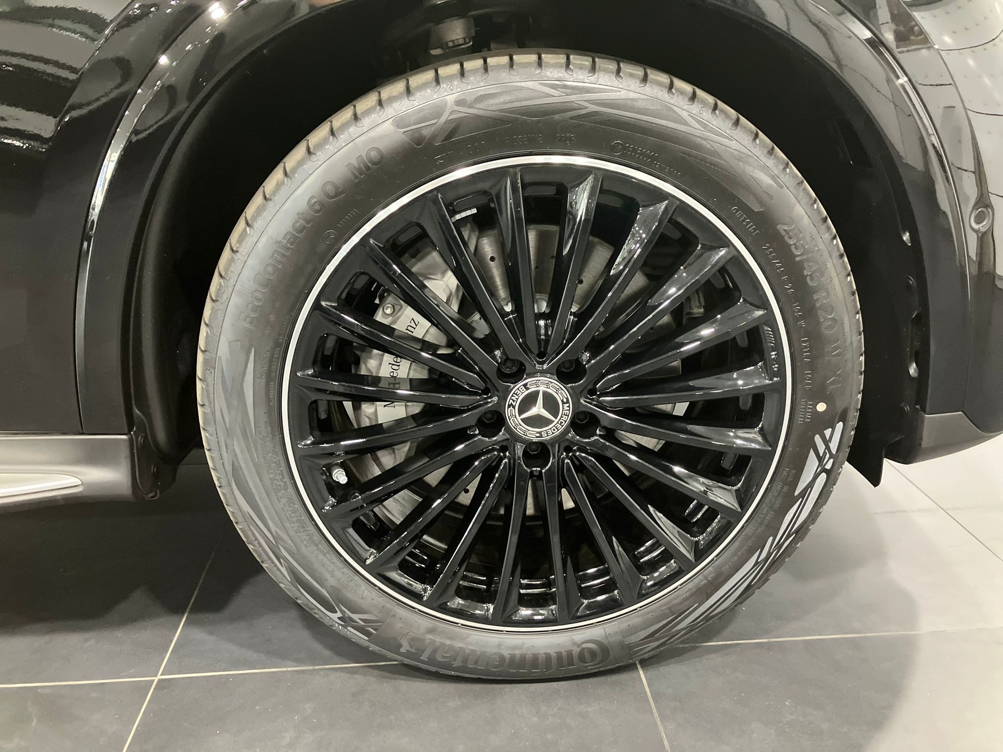 Mercedes-Benz GLC 220 d 4Matic AMG Line — Jante arrière gauche