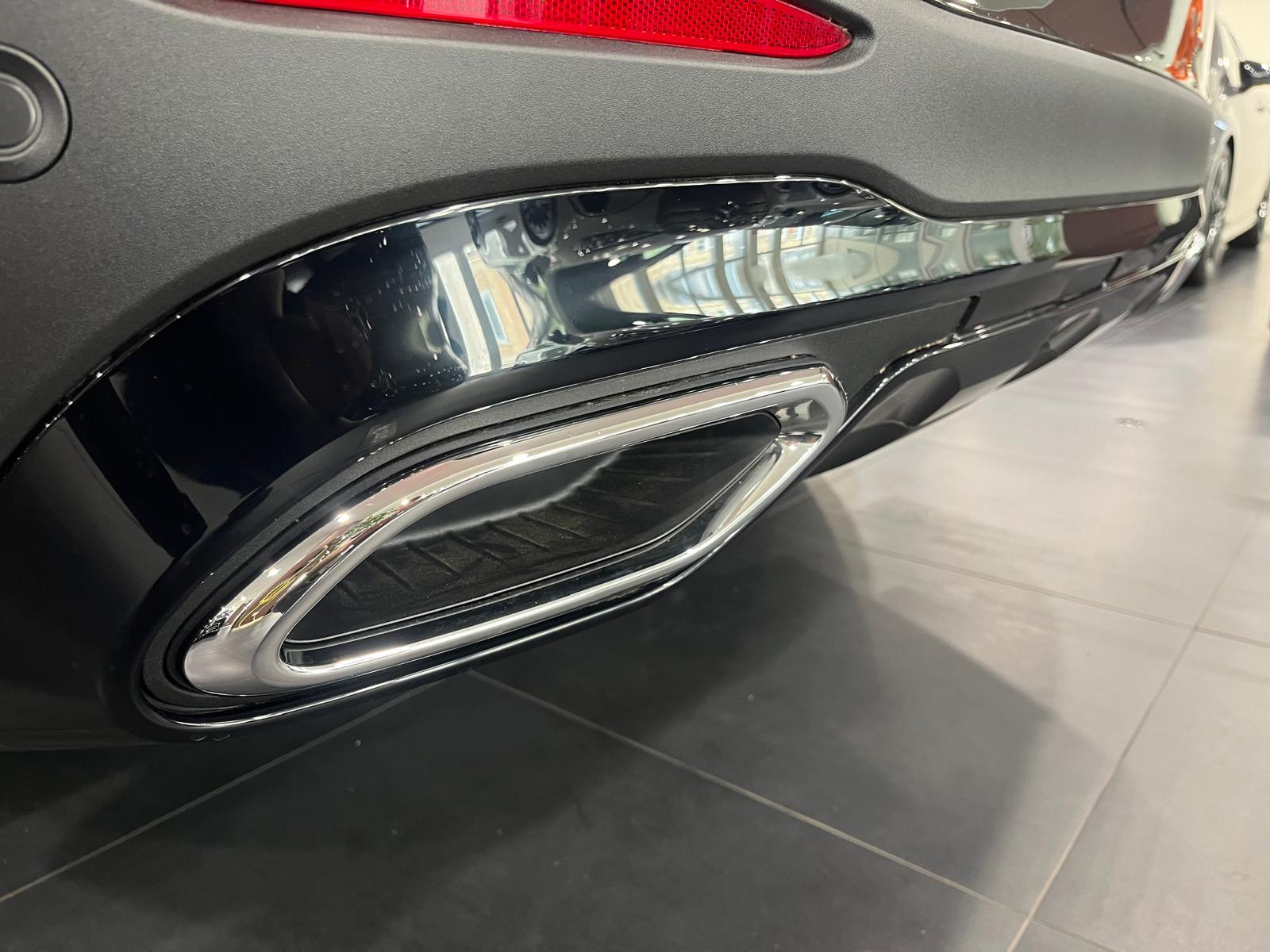 Mercedes-Benz GLC 220 d 4Matic AMG Line — Commande de coffre
