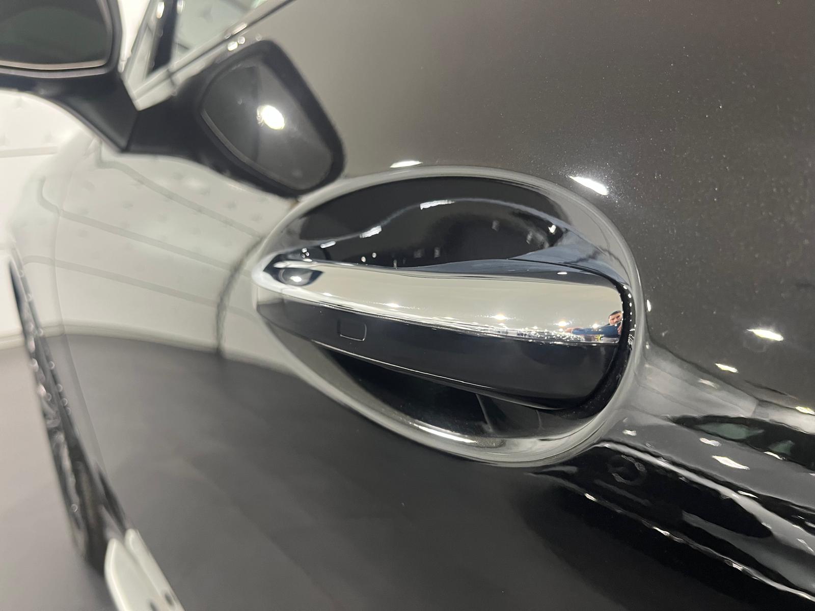 Mercedes-Benz GLC 220 d 4Matic AMG Line — Pneu arrière droit