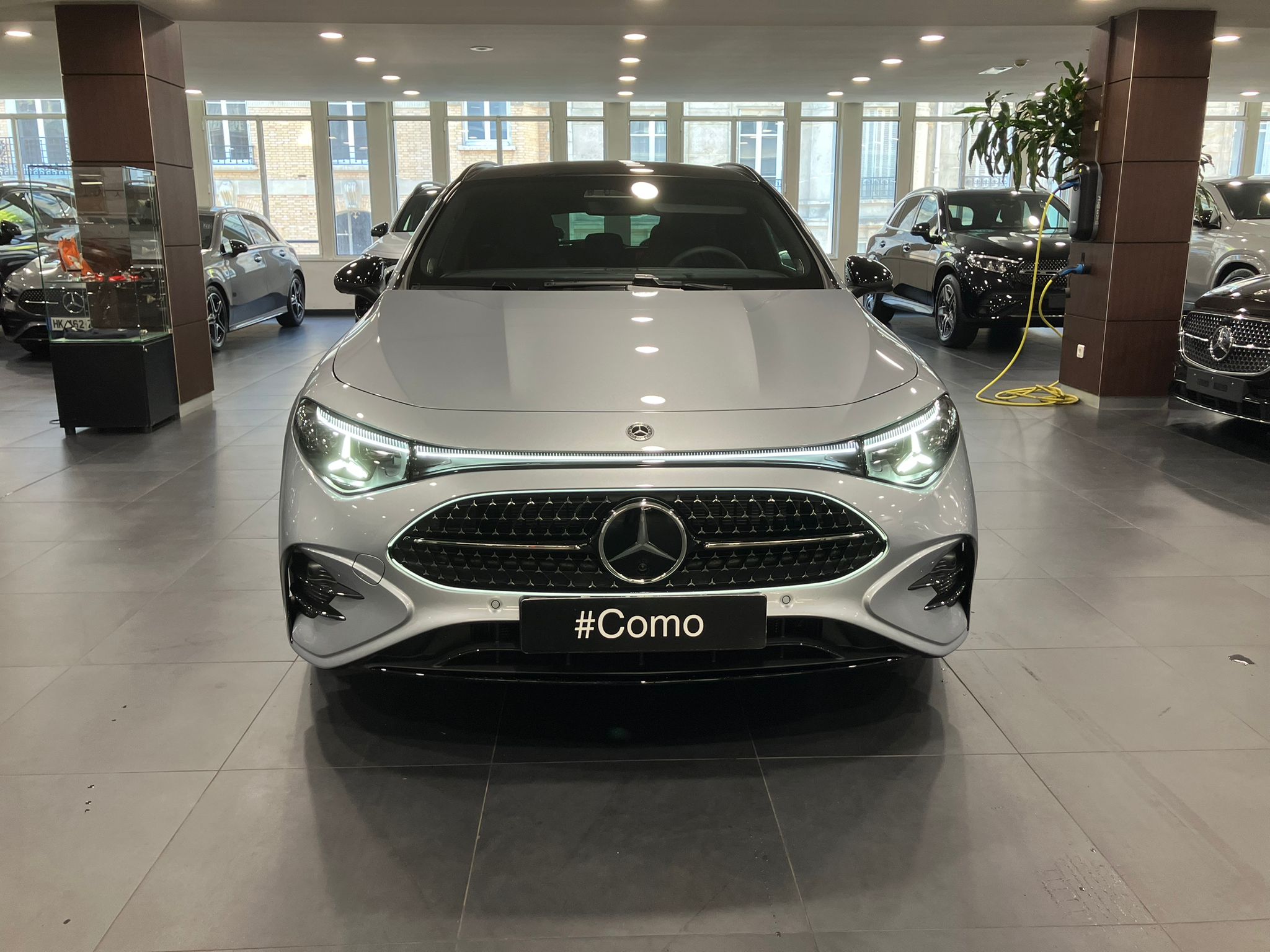 Mercedes-Benz CLA Shooting Brake 200 AMG Line — Face avant
