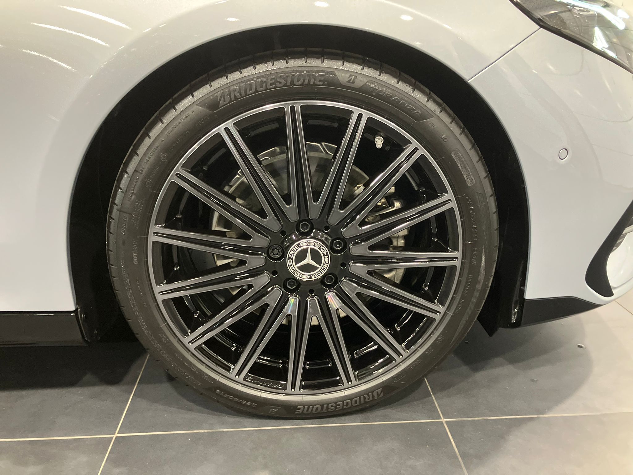 Mercedes-Benz CLA Shooting Brake 200 AMG Line — Jante avant droite