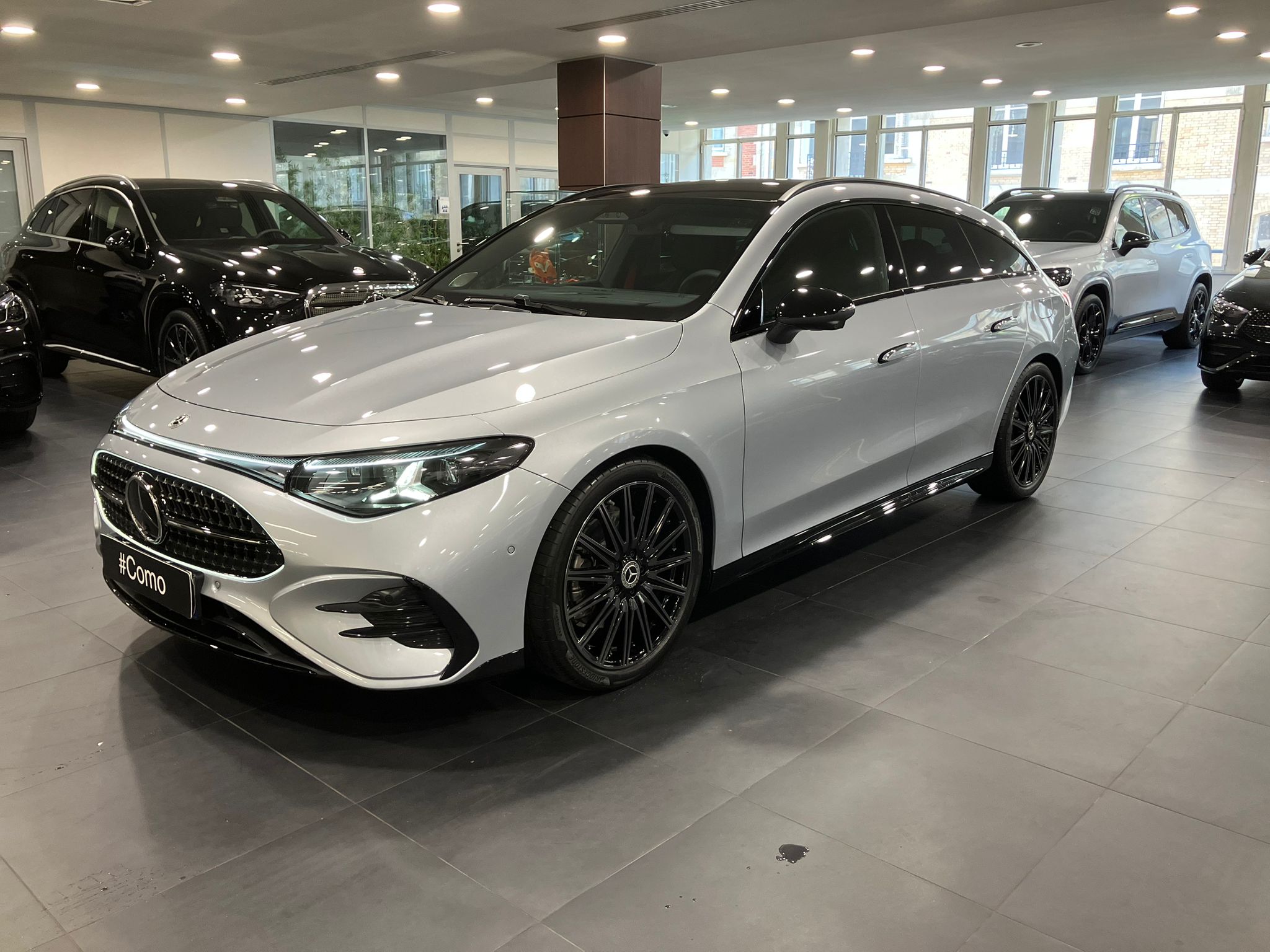Mercedes-Benz CLA Shooting Brake 200 AMG Line — 3/4 avant gauche