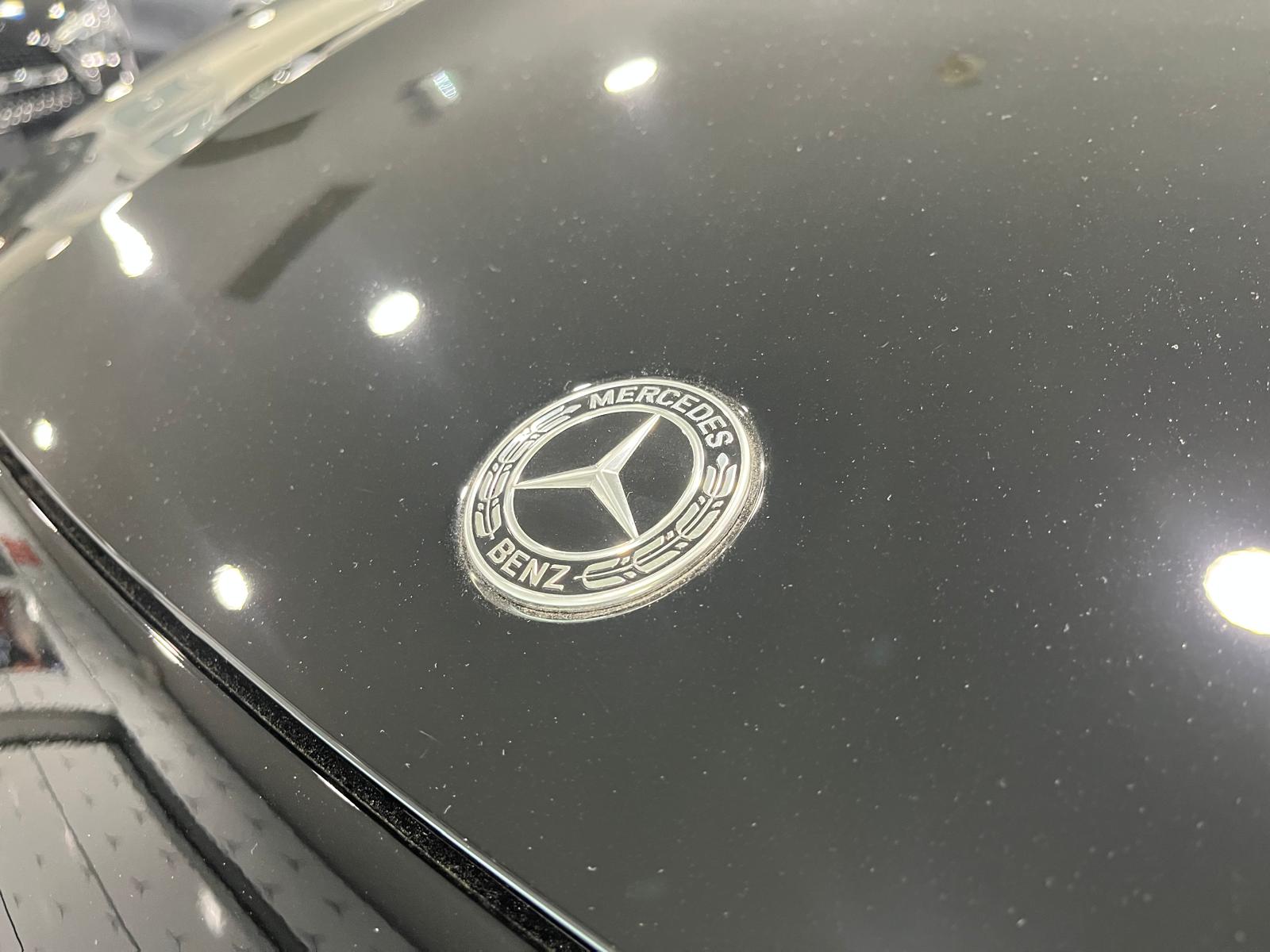 Mercedes-Benz GLA 200 d 8G-DCT Edition 140 — Pneu arrière droit