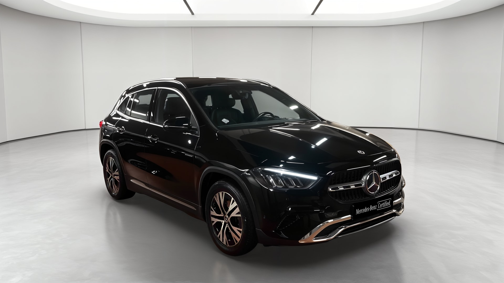 Mercedes-Benz GLA 200 7G-DCT Progressive Line — 3/4 avant droit
