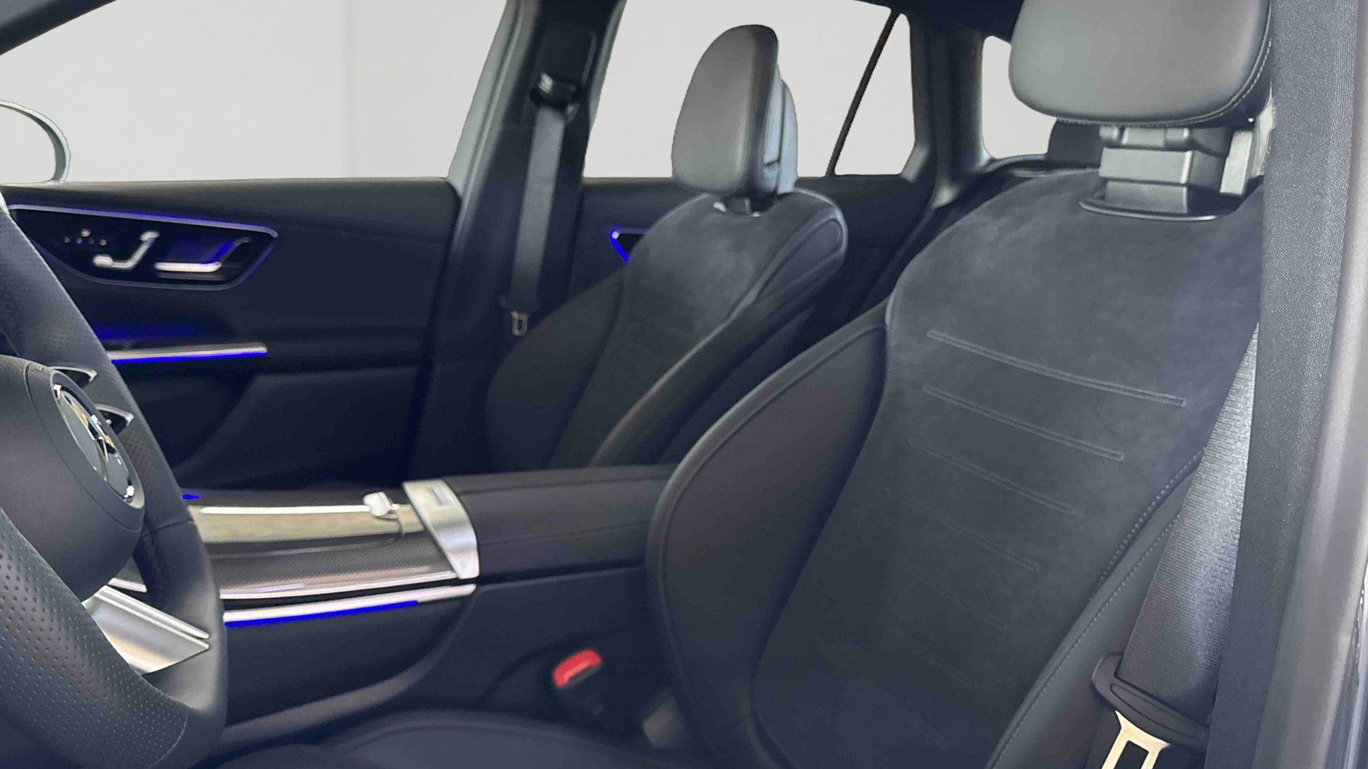 Mercedes-Benz GLC 300 e Hybrid EQ 4Matic AMG Line + — Siège conducteur