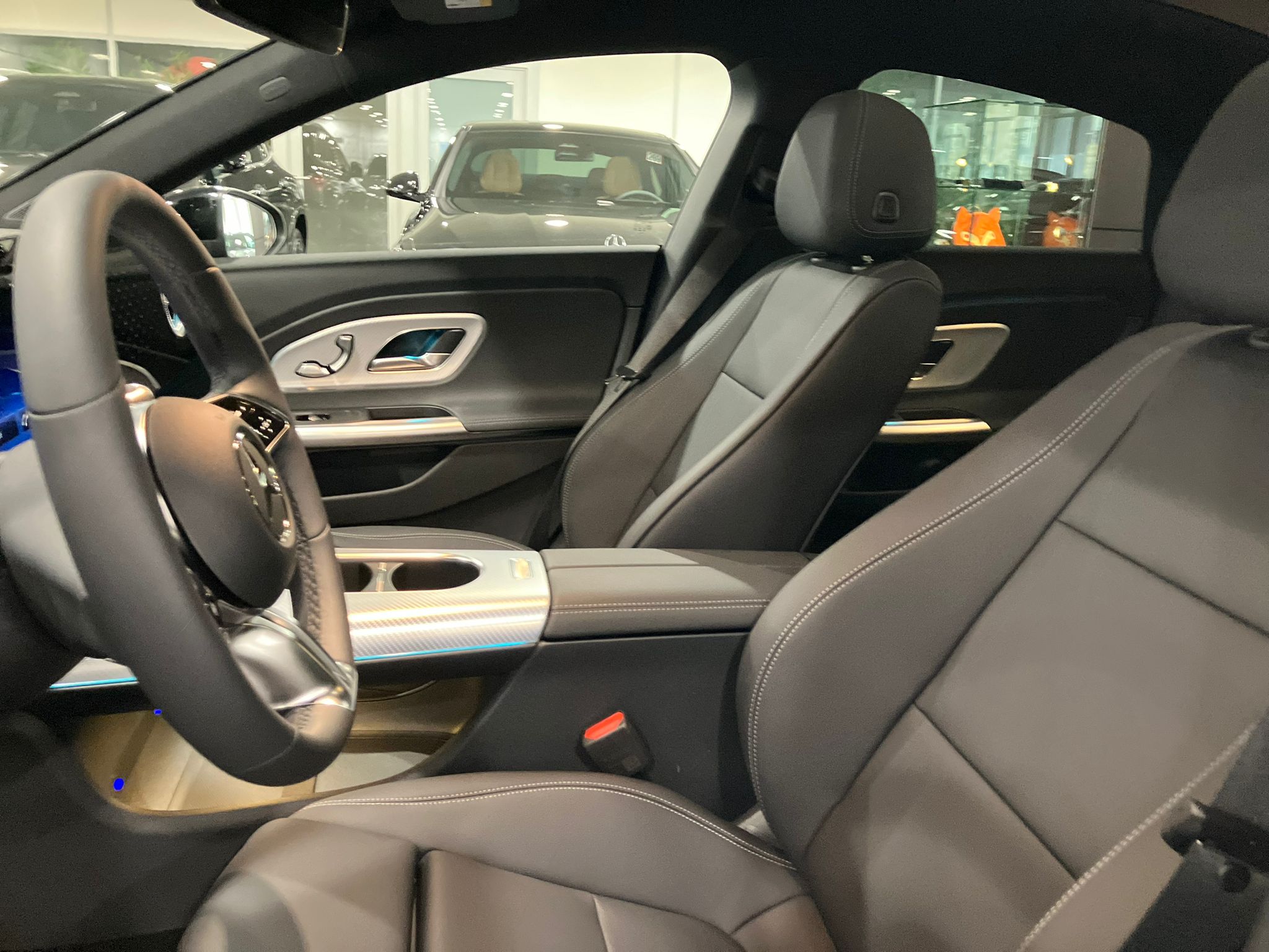 Mercedes-Benz CLA 250+ avec technologie EQ Business Edition — Siège conducteur