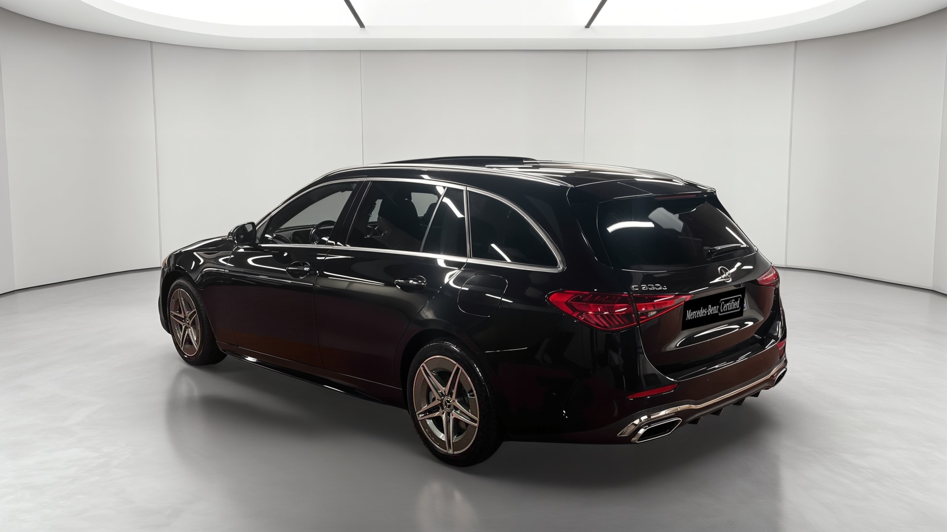 Mercedes-Benz Classe C Break 300 e 9G-Tronic AMG Line — 3/4 arrière gauche