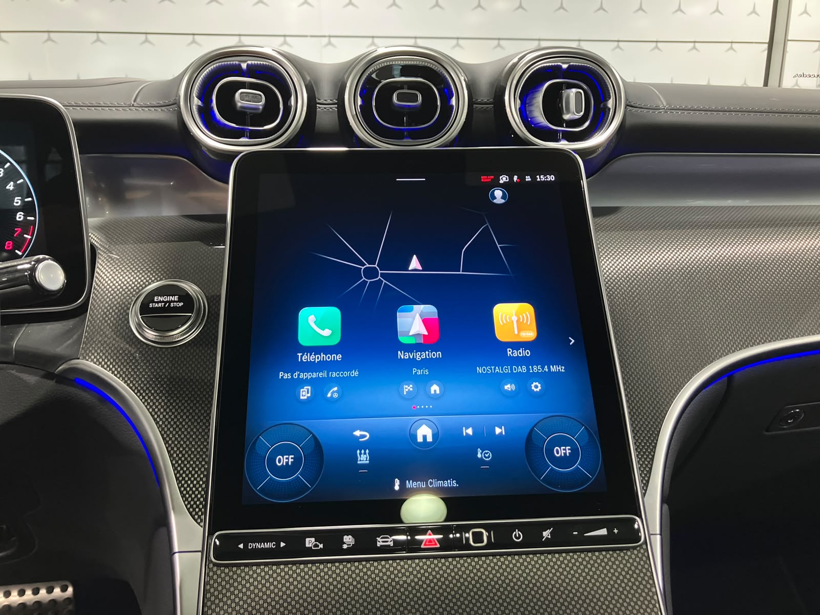 Mercedes-Benz GLC 300 e Hybrid EQ 4Matic AMG Line + — Console centrale - GPS