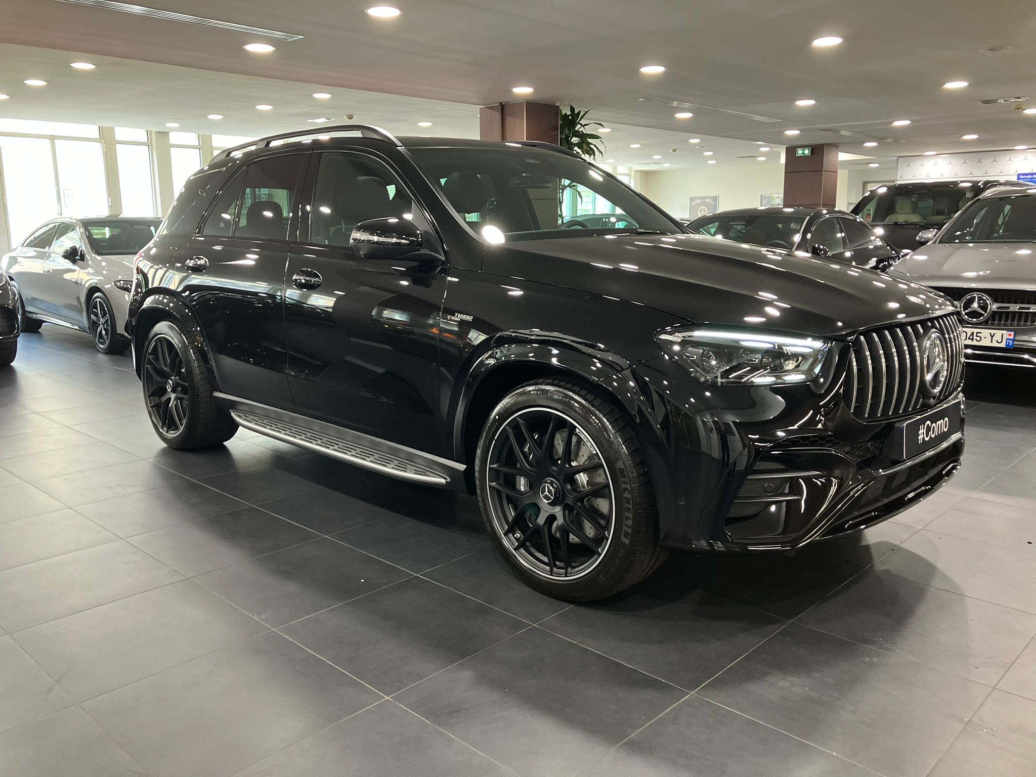 Mercedes-Benz GLE 53 Hybride AMG 9G-SPEEDSHIFT AMG 4Matic+ — Pneu arrière droit